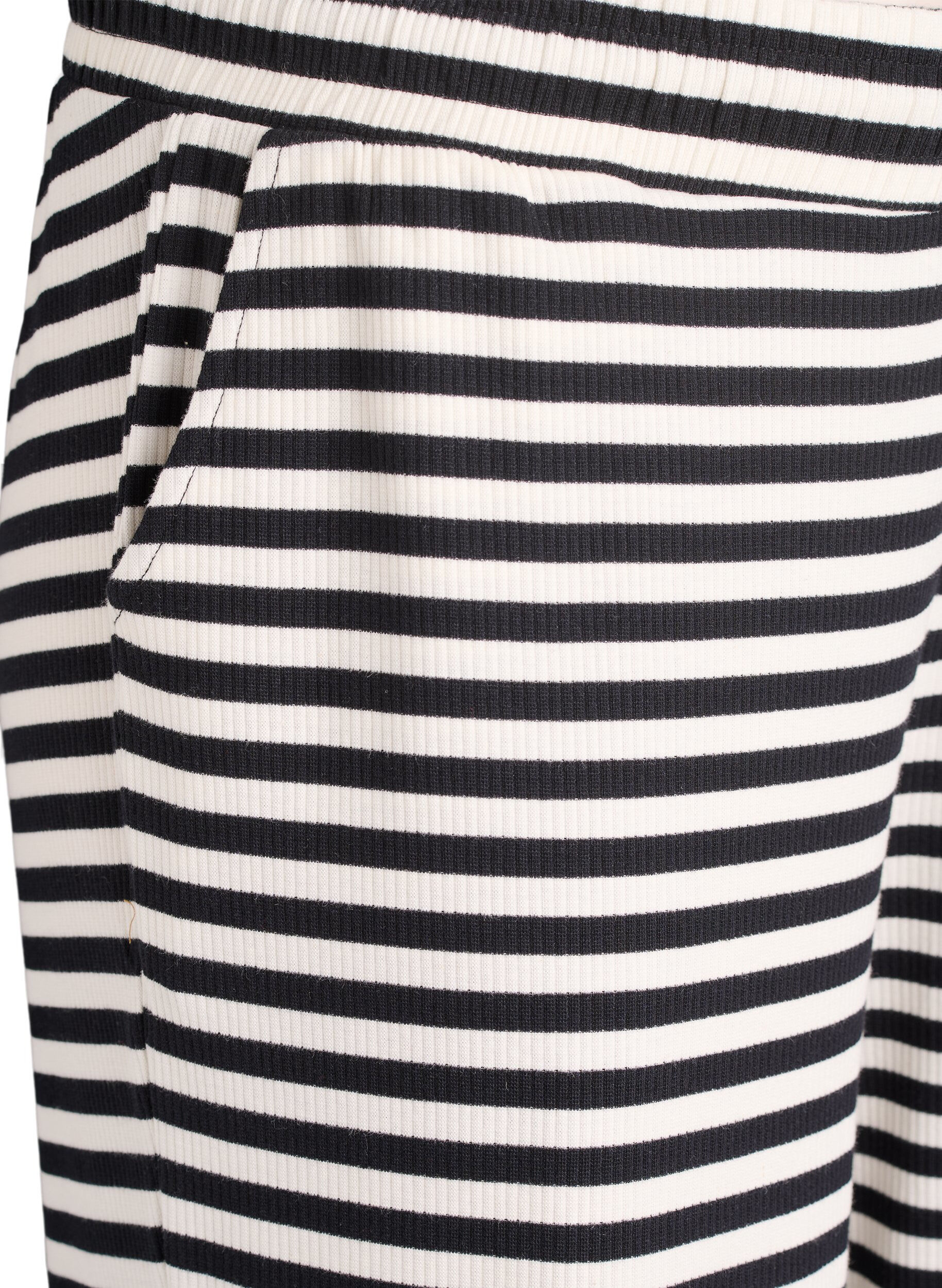 ZizziGestreifte Schlafanzughose mit hoher Taille und weiten Beinen, Schwarz, Packshot image number 2