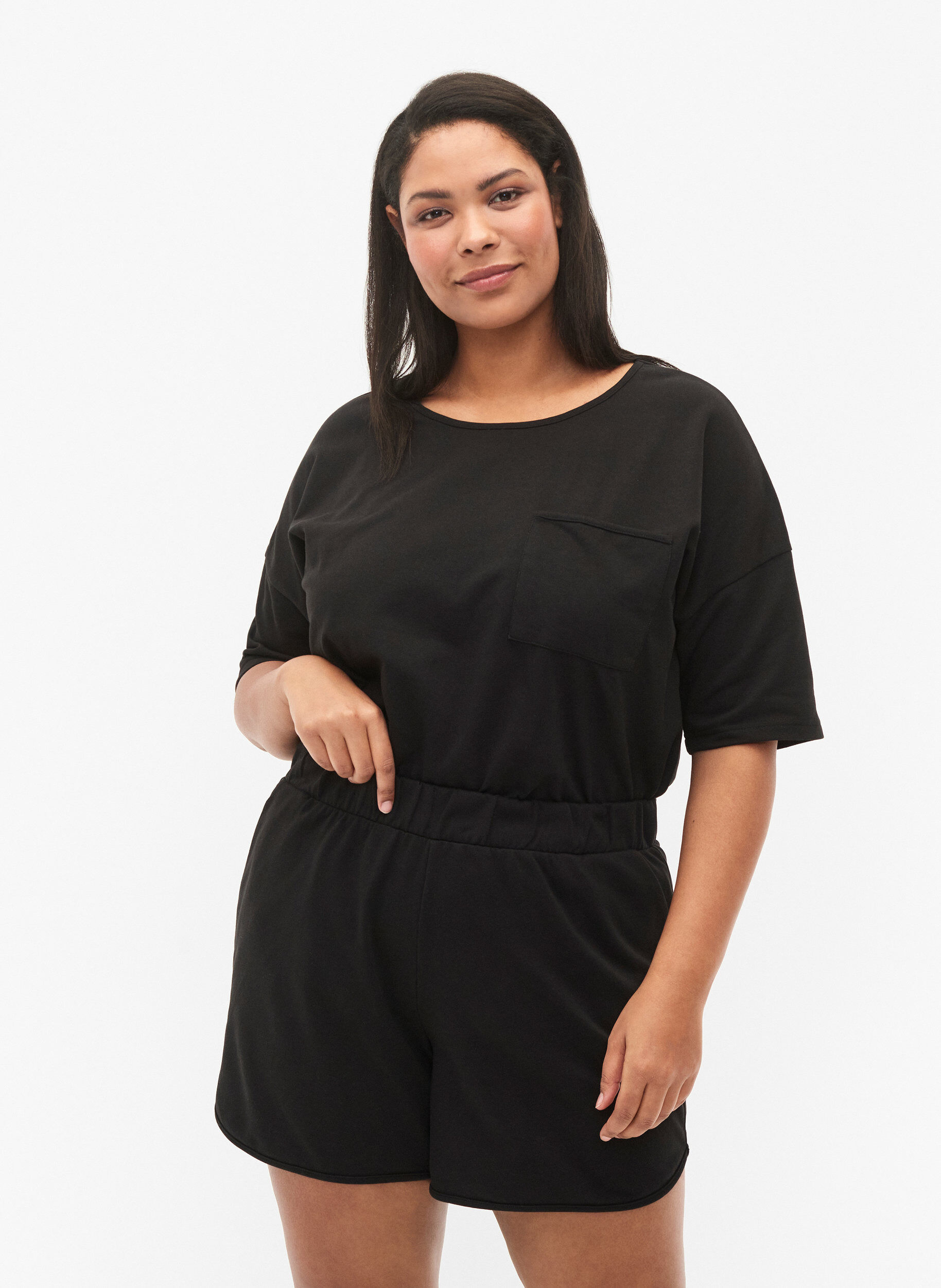 ZizziEinfarbige Shorts mit Taschen, Black, Model image number 0