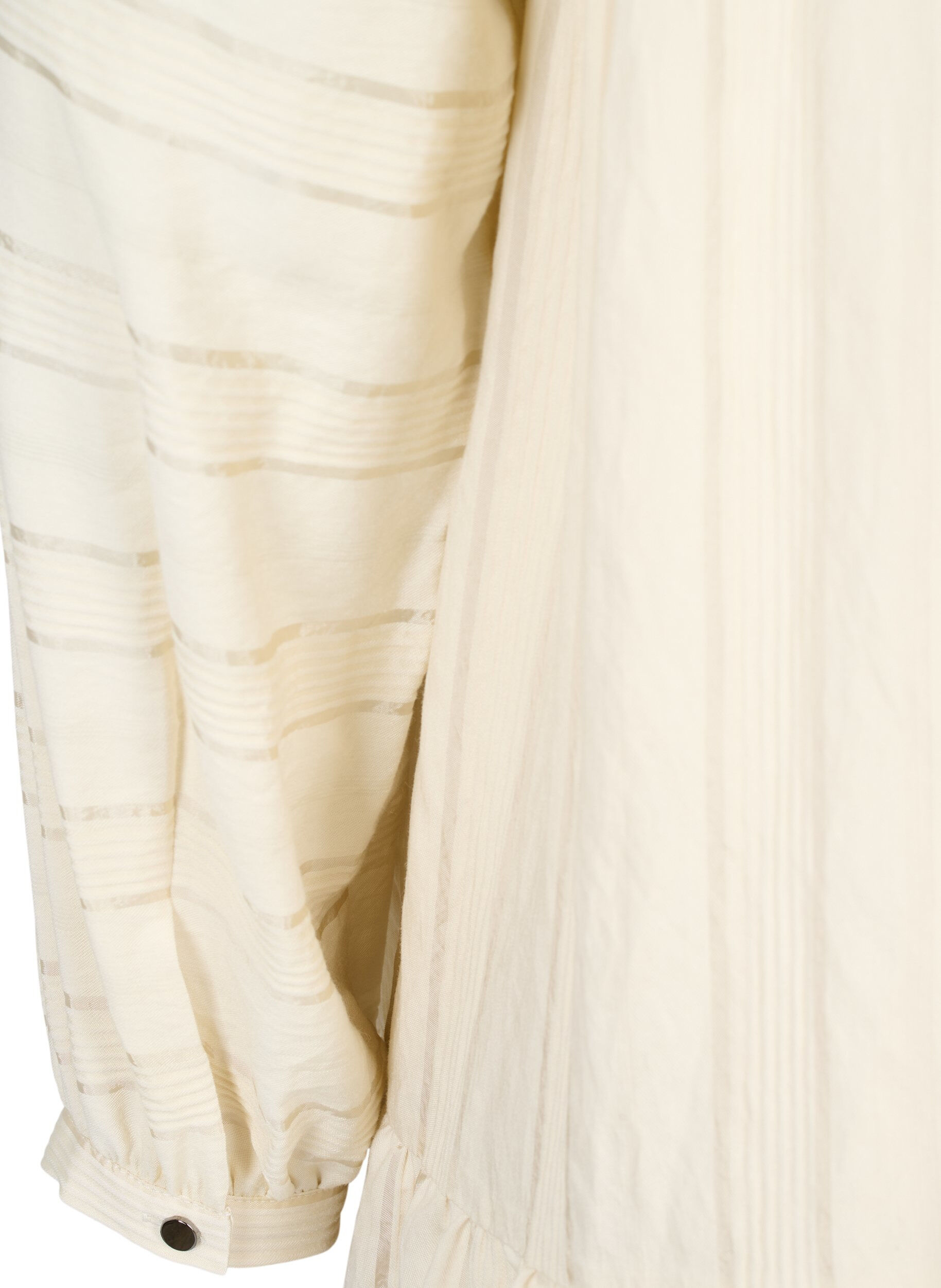 ZizziGemusterte Tunika mit Kn&ouml;pfen und langen &Auml;rmeln, Fog, Packshot image number 3