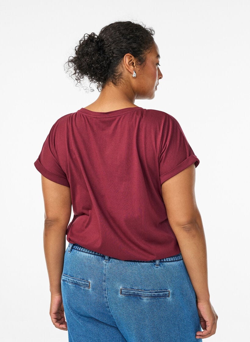 Kurz&auml;rmliges T-Shirt aus einer Baumwollmischung, Dunkles Bordeaux, Model image number 2