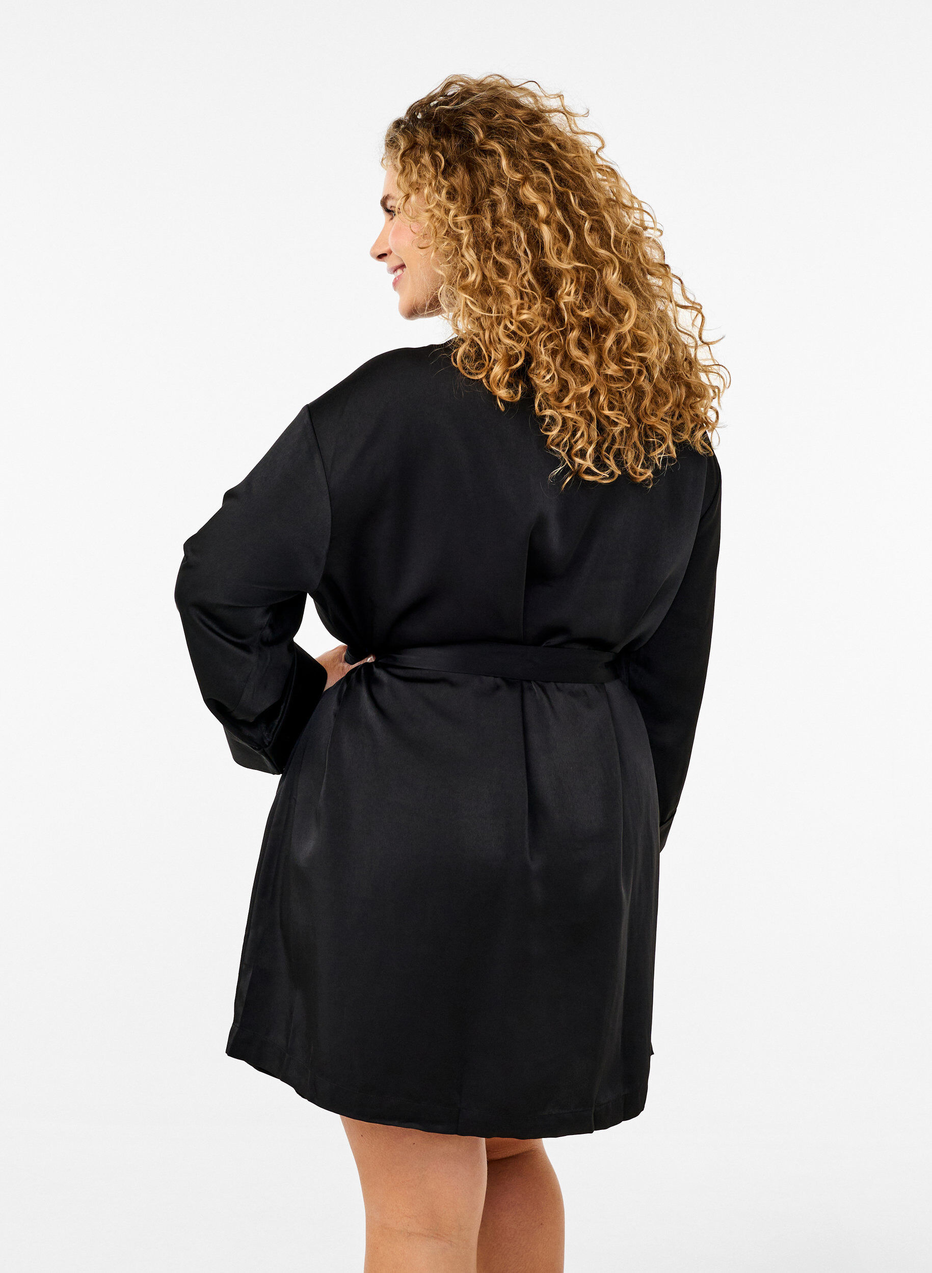 ZizziSatin-Kimono mit G&uuml;rtel, Black, Model image number 1