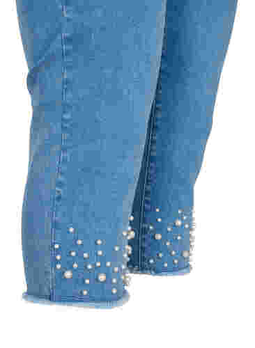 Hochtaillierte Capri-Jeans mit Perlen, Light blue denim, Packshot image number 3