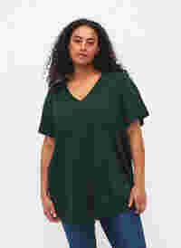Kurzärmeliges T-Shirt mit V-Ausschnitt, Pine Grove, Model