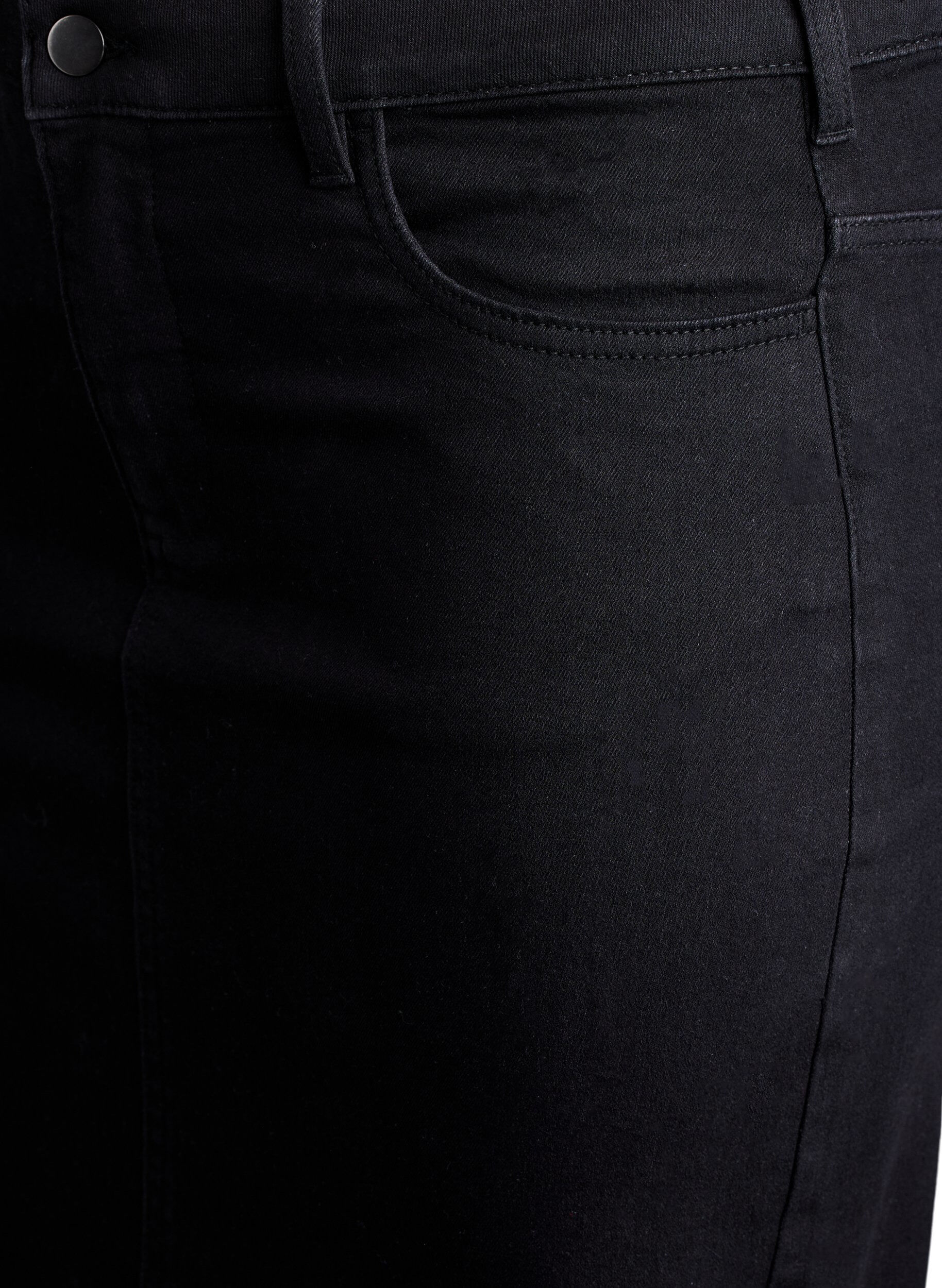 Zizzi Midi-Jeansrock mit vorderem Schlitz, Schwarz, Packshot image number 2