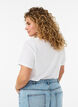 T-Shirt aus Baumwolle mit Frontprint und V-Ausschnitt, Wei&szlig;, Model image number 2