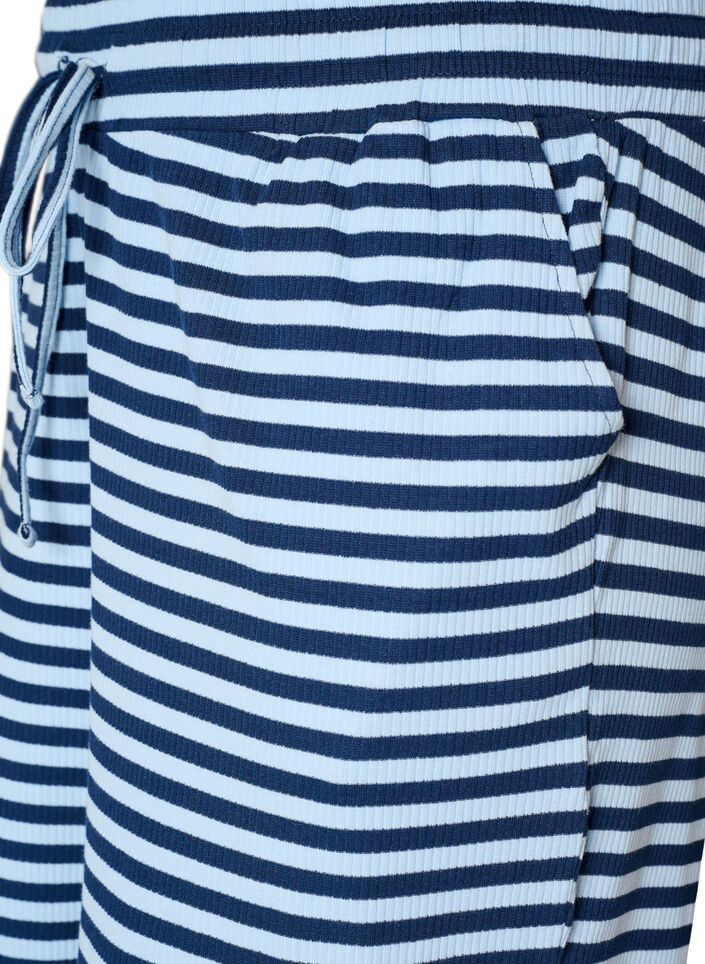 Gestreifte Schlafanzughose mit hoher Taille und weiten Beinen, Blau, Packshot image number 2