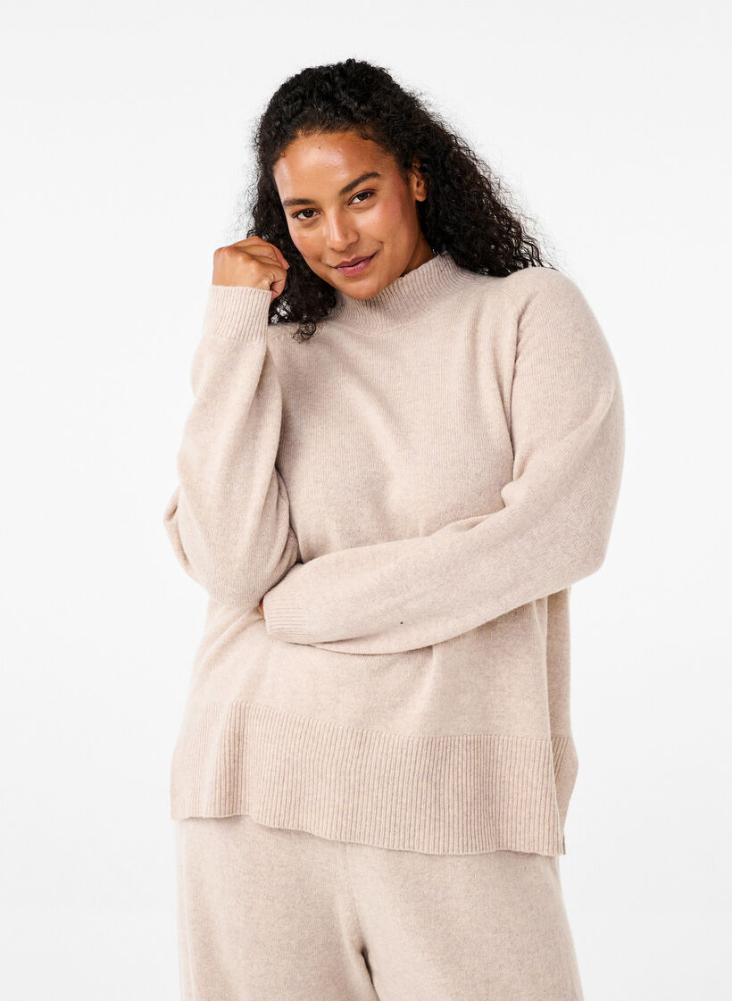 Rollkragenpullover aus Merinowolle, Pumice Stone Mel., Model image number 0