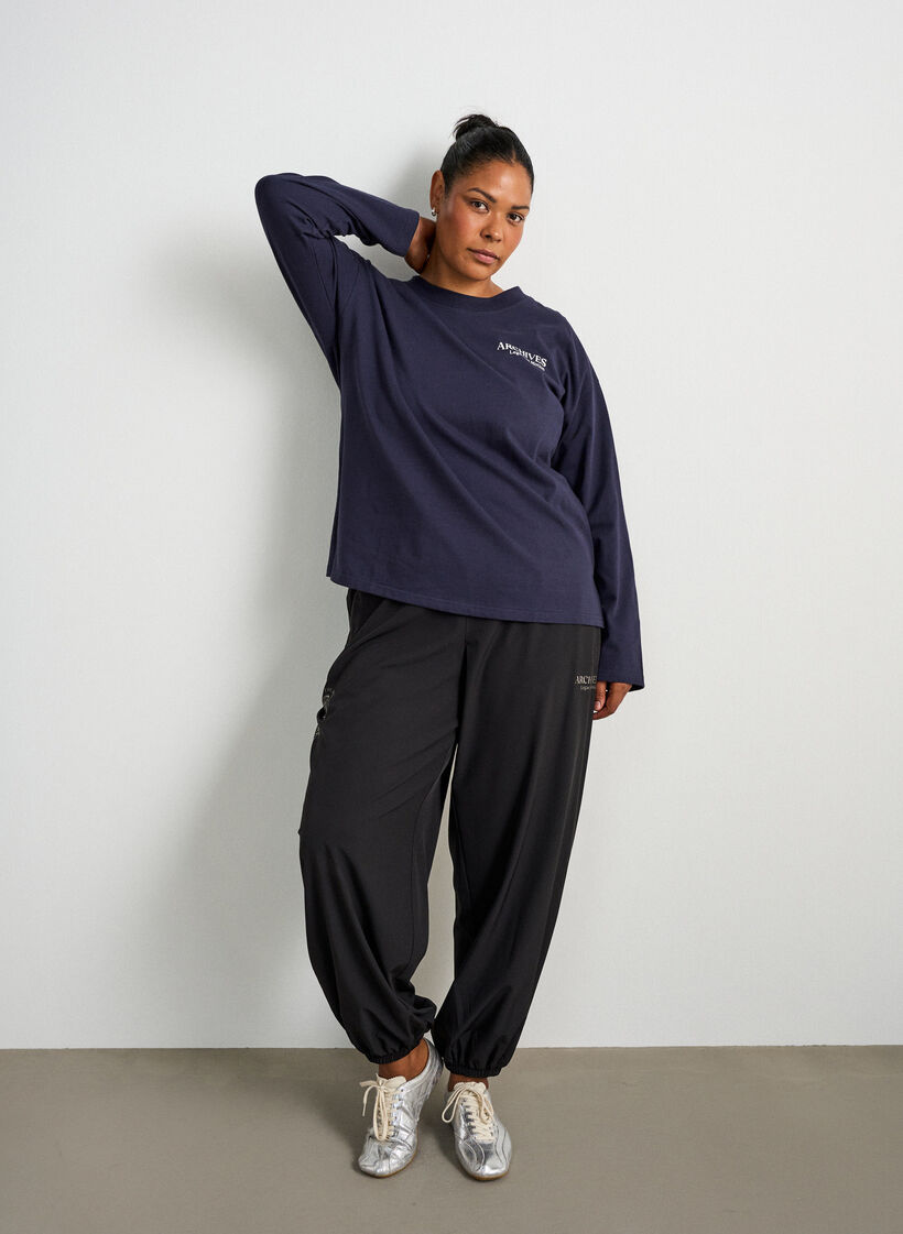 Lang&auml;rmelige Jerseybluse mit Textprint, Blau, Model image number 1