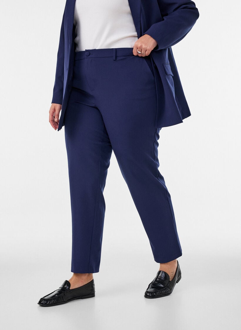 Hose mit Taschen und geradem Bein, Blau, Model image number 2