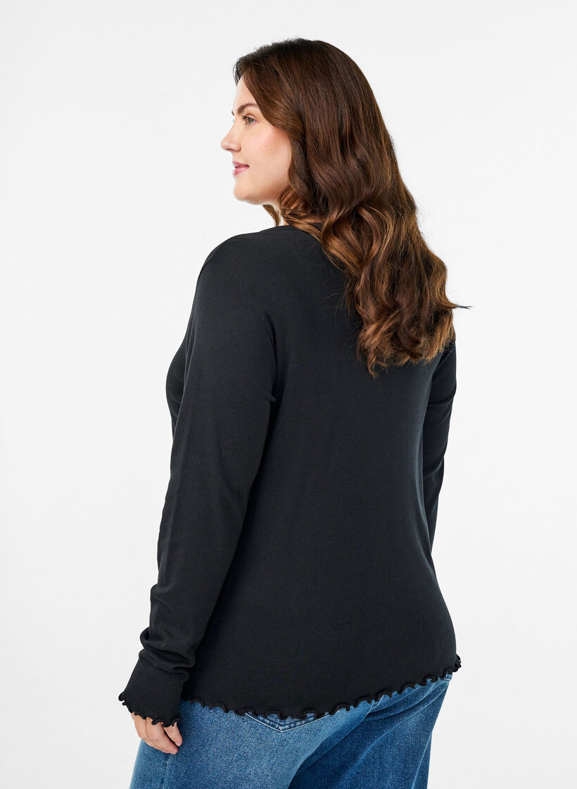 Jerseybluse mit Knöpfen und welligen Kanten, Schwarz, Model image number 2