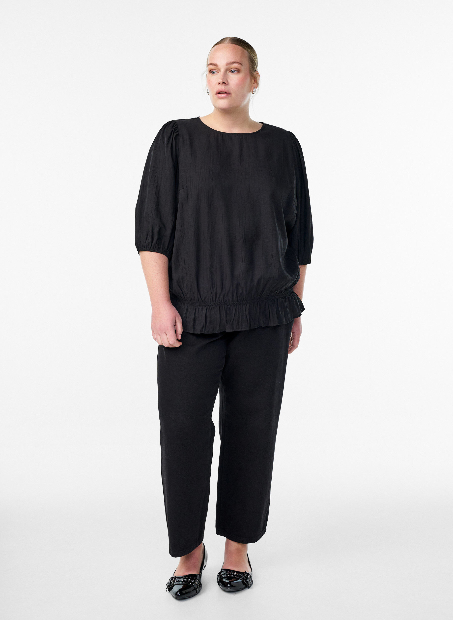 ZizziViskosebluse mit 3/4-&Auml;rmeln und Balloneffekt, Schwarz, Model image number 1