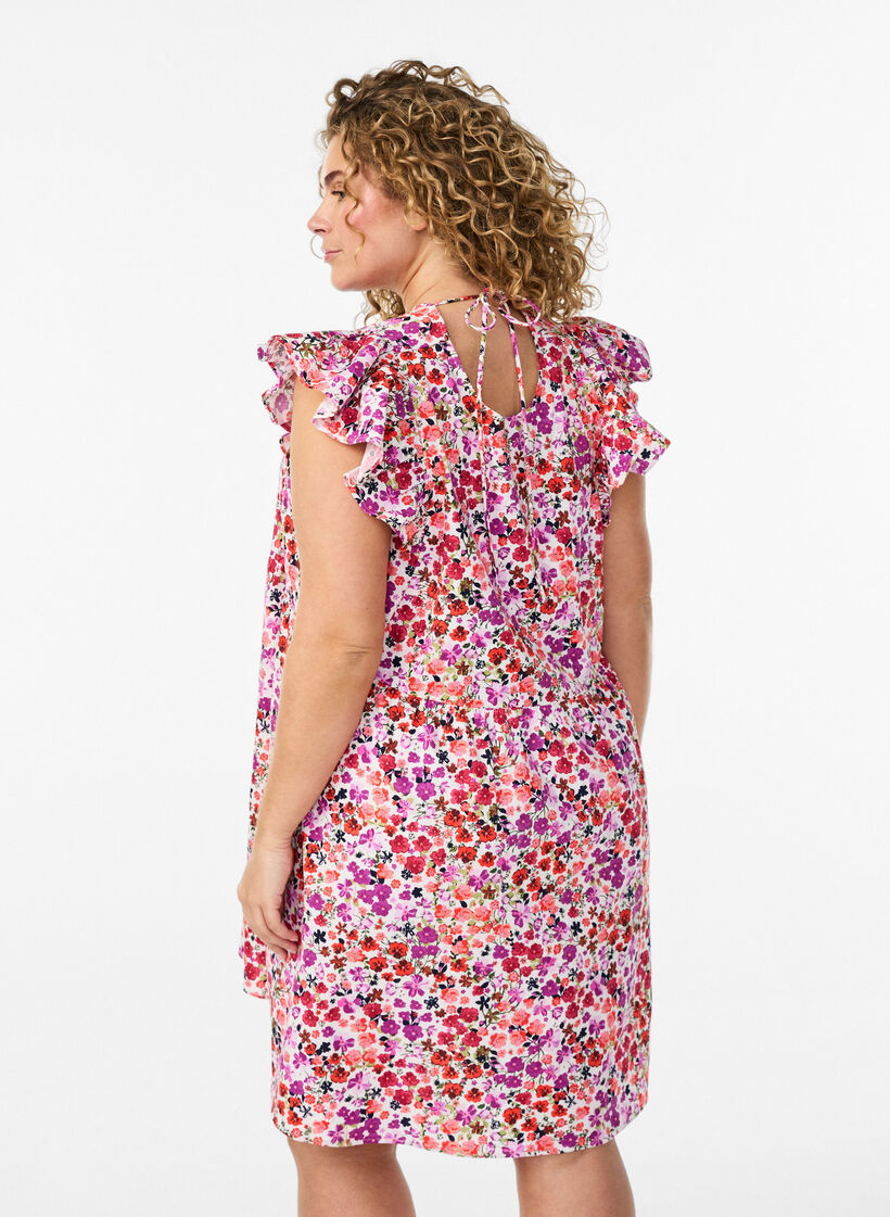 Gebl&uuml;mtes Kleid aus Baumwolle mit R&uuml;schen und V-Ausschnitt, Pink, Model image number 2