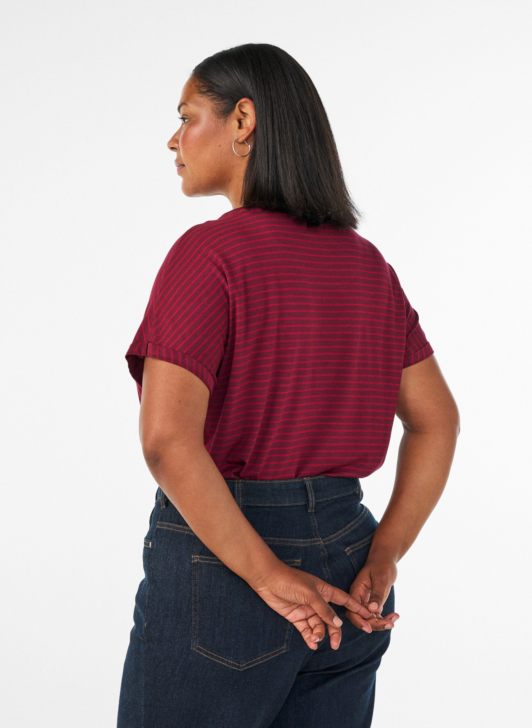 ZizziGestreiftes T-Shirt aus Viskose mit Rundhalsausschnitt, Rot, Model image number 2