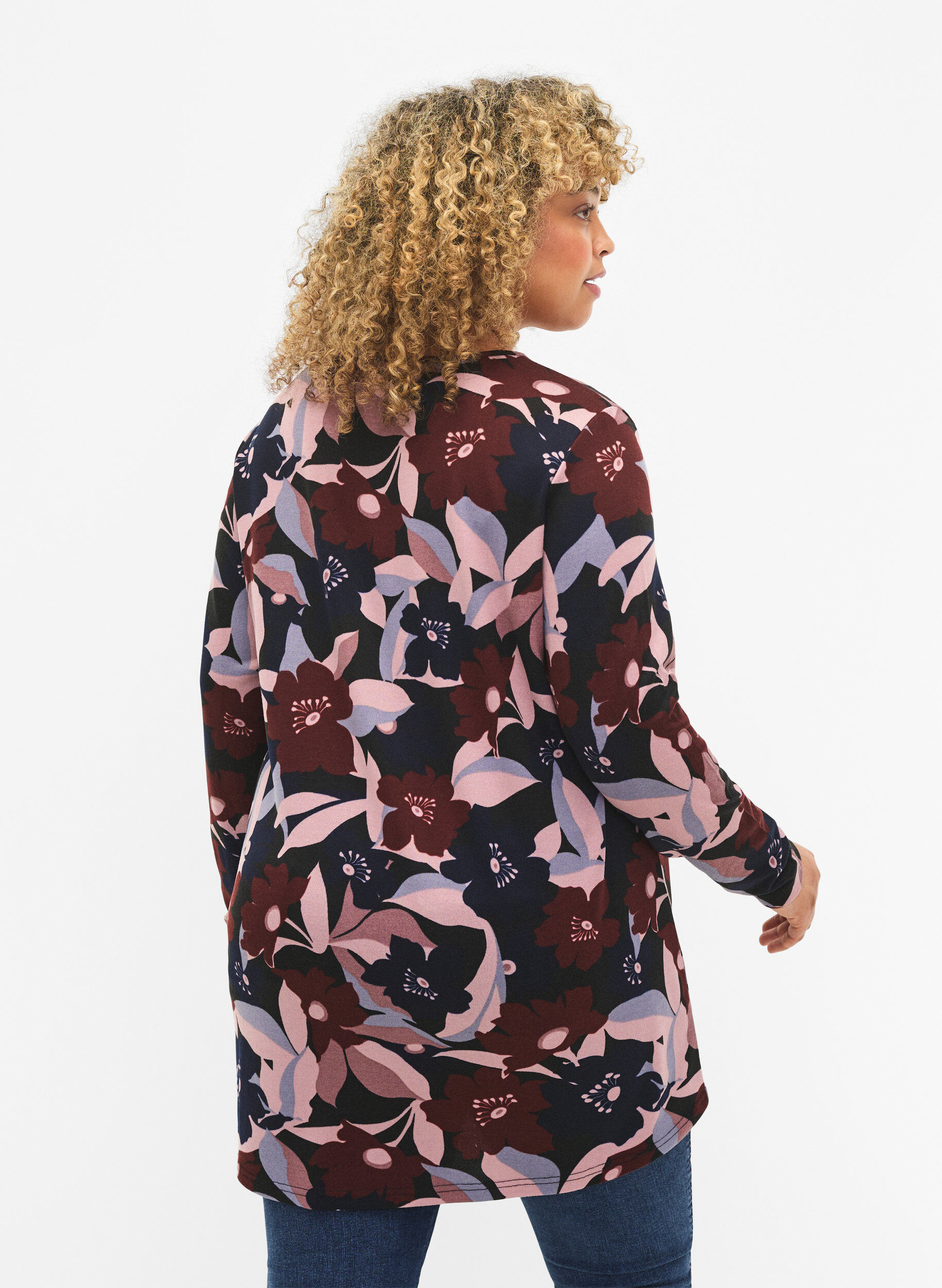 ZizziGebl&uuml;mte Bluse mit langen &Auml;rmeln, Black Rose Flower, Model image number 1