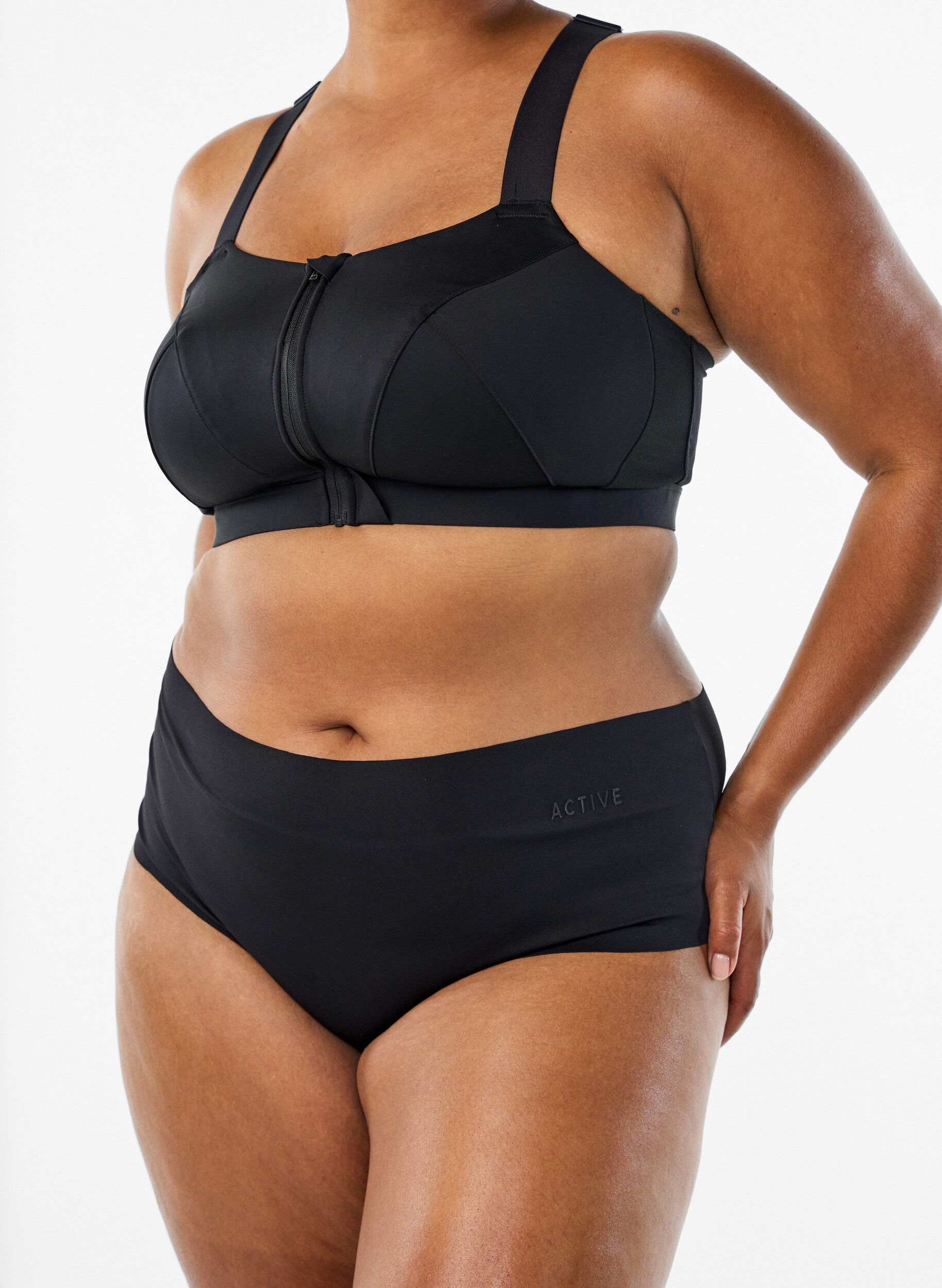 Zizzi2er-Pack unsichtbare Trainingsslips, Schwarz, Model image number 3