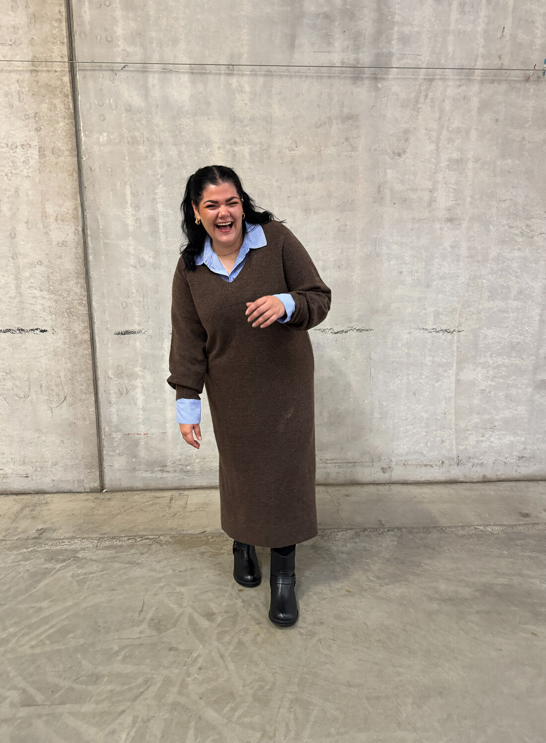 ZizziBraune und blaue Nuancen, , Model