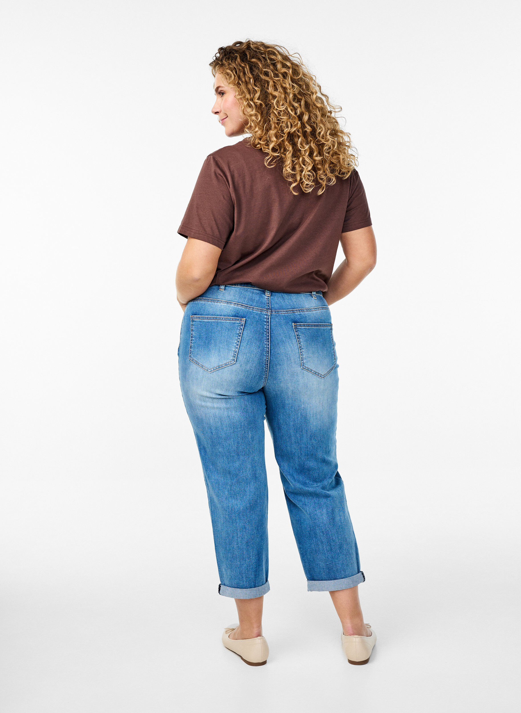 Zizzi7/8-Jeans mit Umschlag und hoher Taille, Blau, Model image number 1