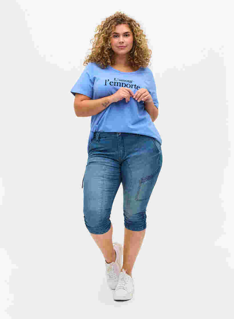 Slim Fit Caprijeans mit Taschen, Light blue denim, Model image number 4