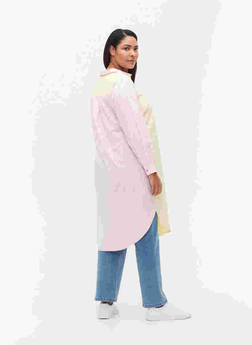Langes Baumwollhemd mit Colour-Block, Popcorn/Pink, Model image number 1