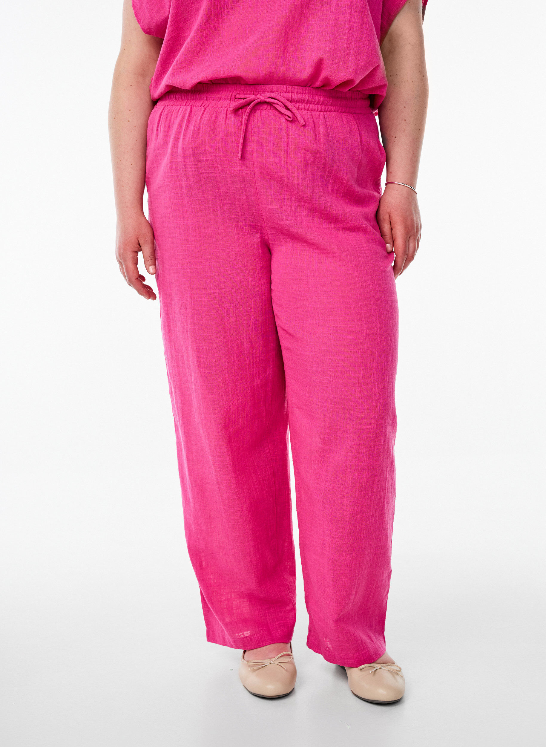 ZizziFLASH - Gerade geschnittene Hose mit hoher Taille, Pink, Model image number 2