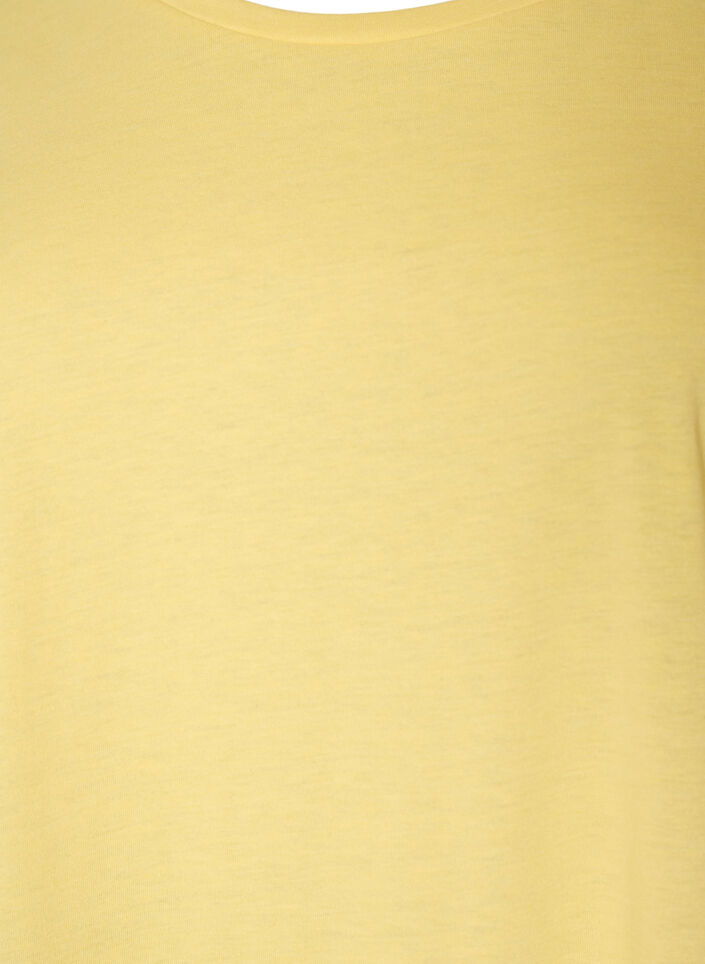 Kurz&auml;rmeliges T-Shirt aus einer Baumwollmischung, Gelb, Packshot image number 2