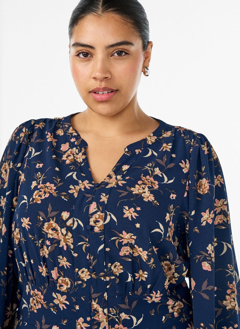 Midikleid mit Smock und Zierkn&ouml;pfen, Blau, Model image number 2