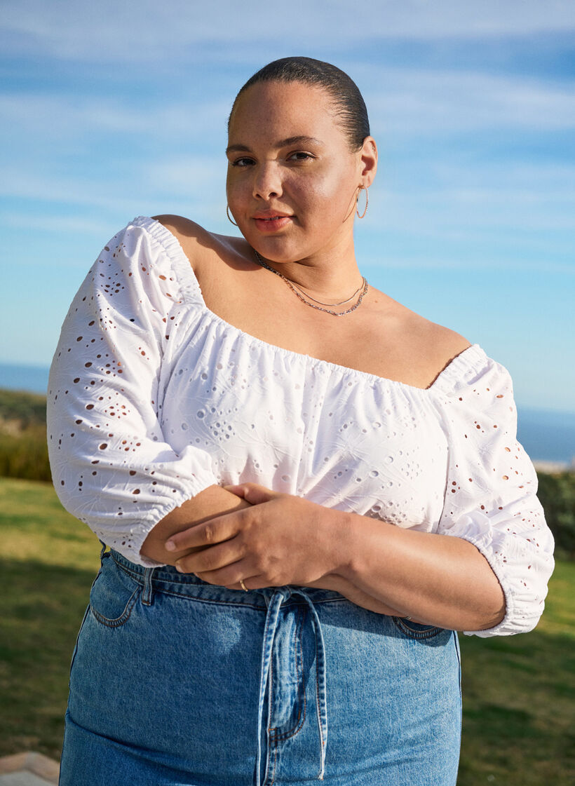 Bluse mit kurzen Puff&auml;rmeln und Lochmuster, Wei&szlig;, Image image number 0