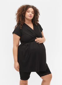 Kurzärmelige Schwangerschaftsbluse, Black, Model