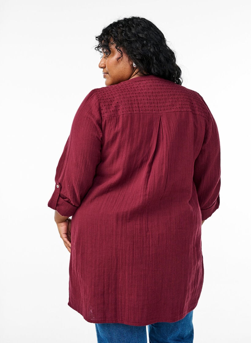 Tunika aus Baumwollmusselin mit Broderie Anglaise, Dunkles Bordeaux, Model image number 2