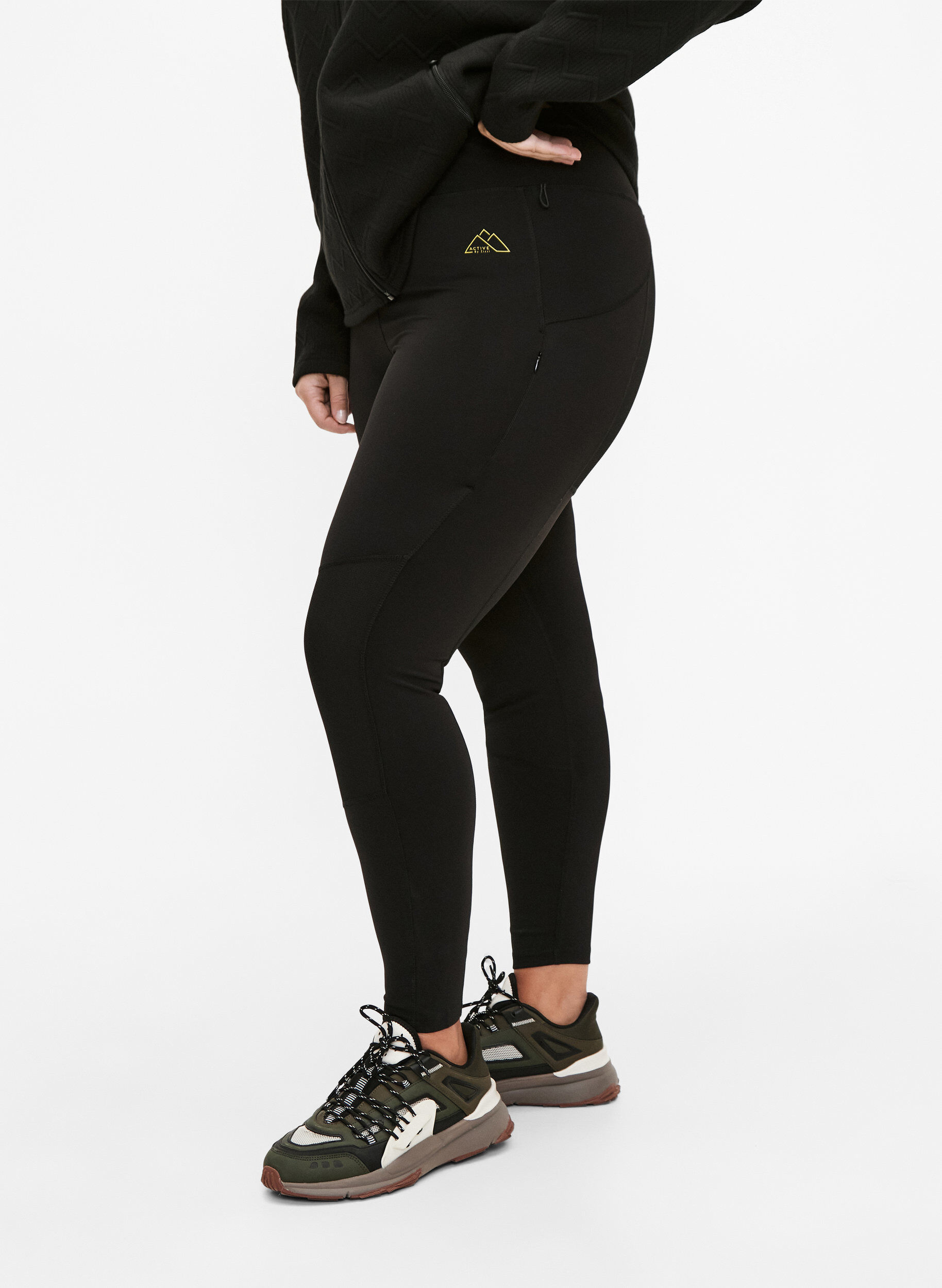 ZizziDehnbare und strapazierf&auml;hige Sport-Leggings mit Taschen, Black, Model image number 0