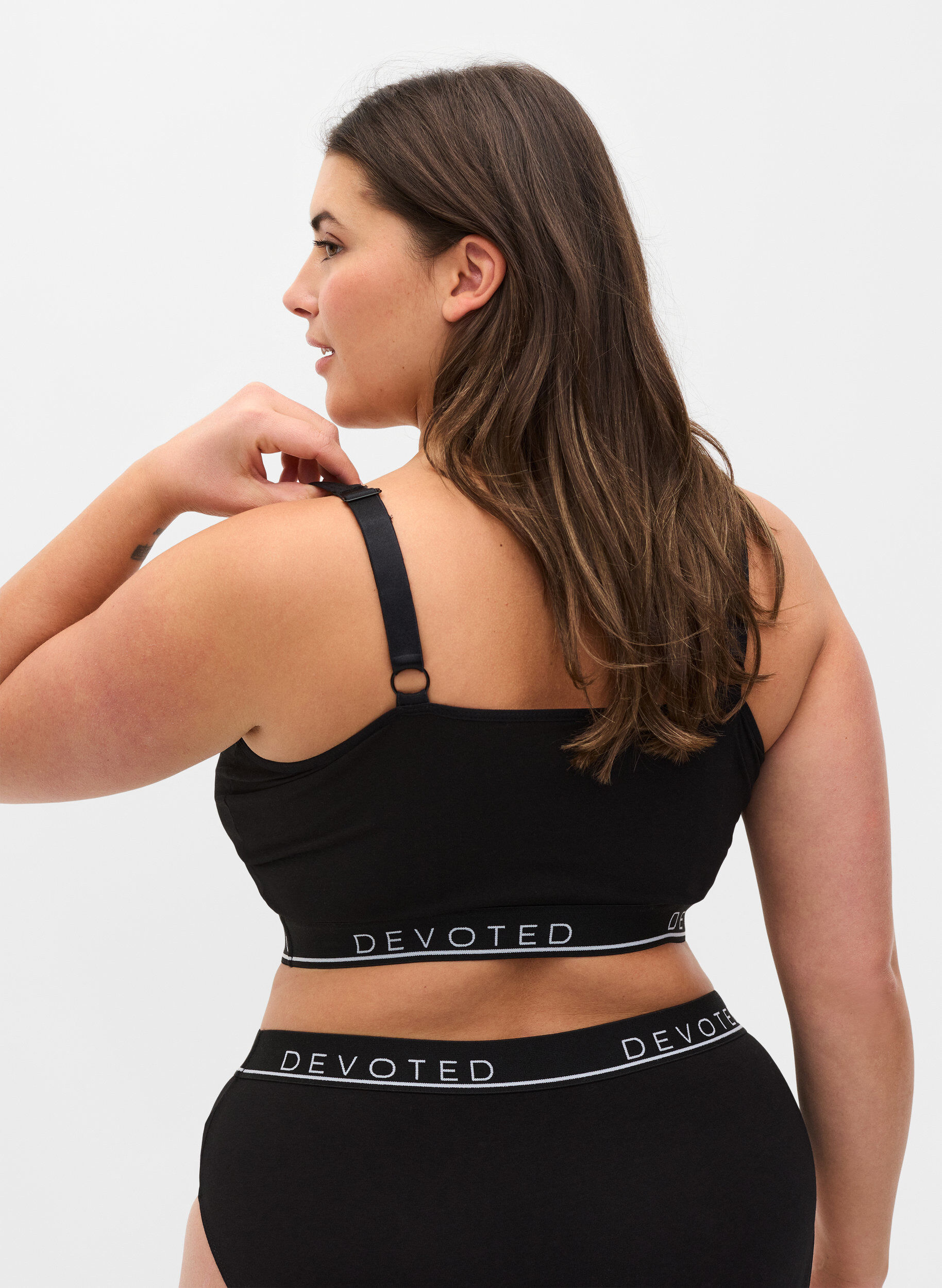 ZizziBH aus Baumwolle mit verstellbaren Tr&auml;gern, Schwarz, Model image number 1