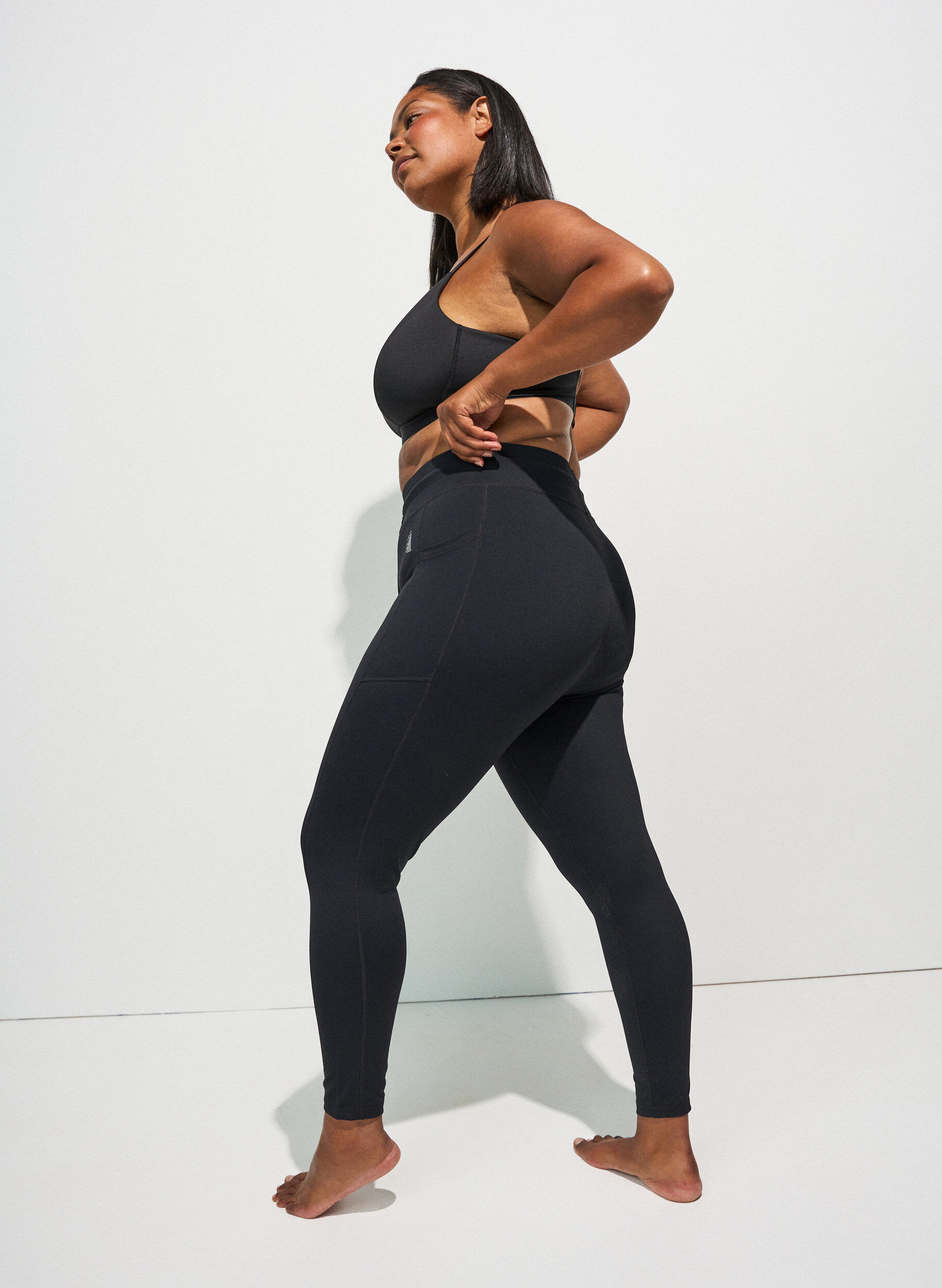 Zizzi7/8-Trainingstights mit Taschen, Schwarz, Model image number 2