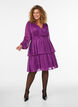 Knielanges Kleid mit transparenten Streifen und Wickeleffekt, Lila, Model image number 1