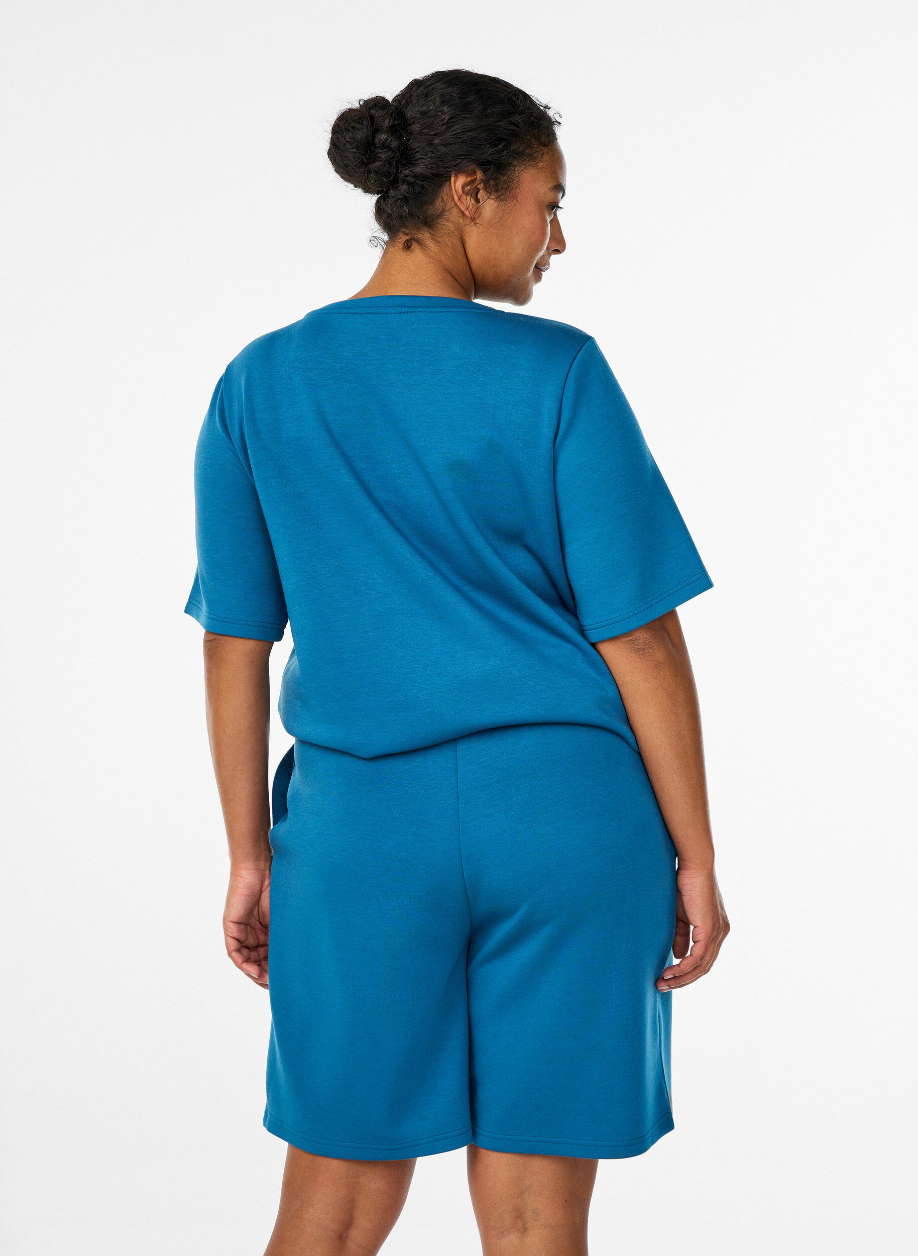 ZizziShorts aus Modalmischung mit Taschen, Petrol, Model image number 2