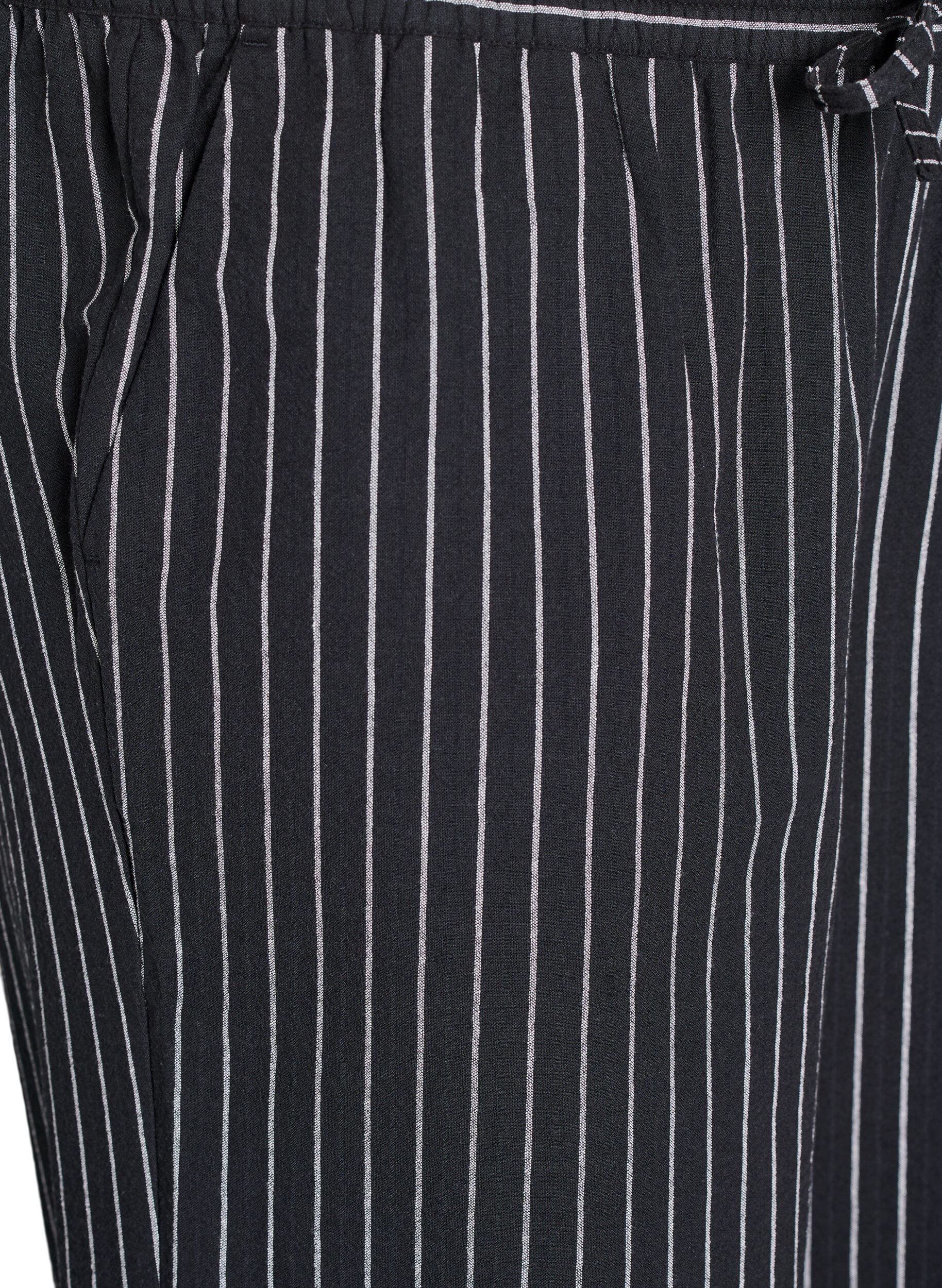 ZizziLockere Hose mit hohem Bund und Taschen, Schwarz, Packshot image number 2