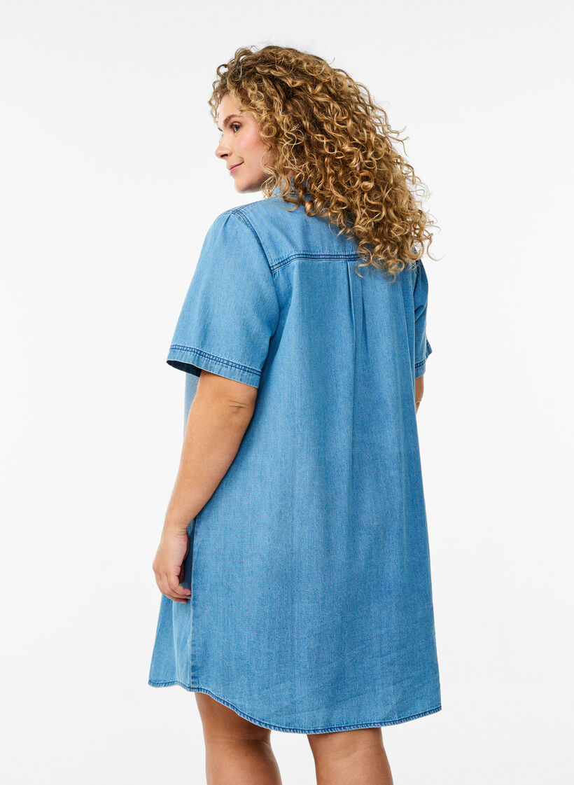 Jeanskleid aus Denim mit kurzen &Auml;rmeln, Blau, Model image number 2