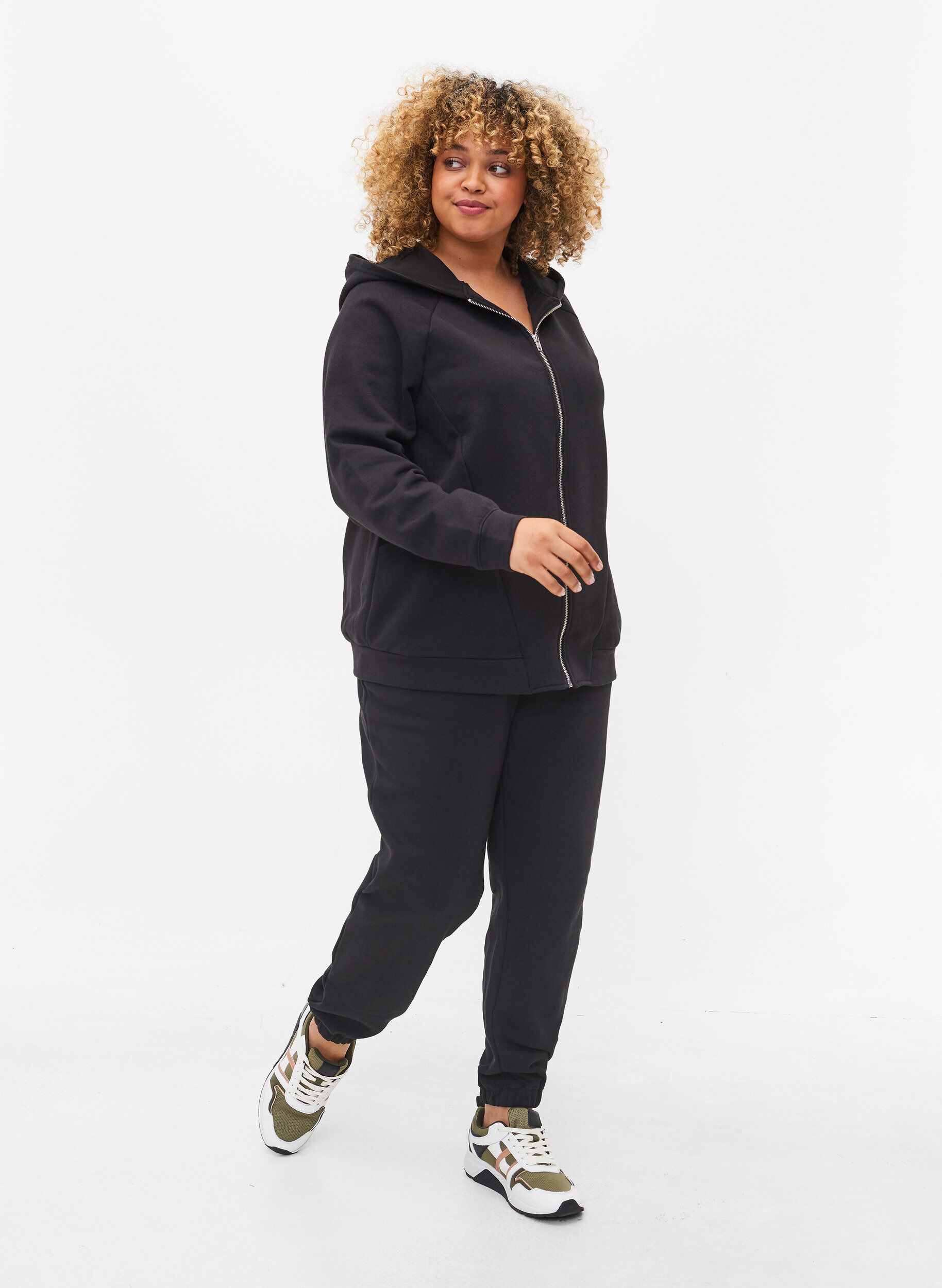 ZizziLockere Baumwollhose mit Taschen, Schwarz, Model image number 0