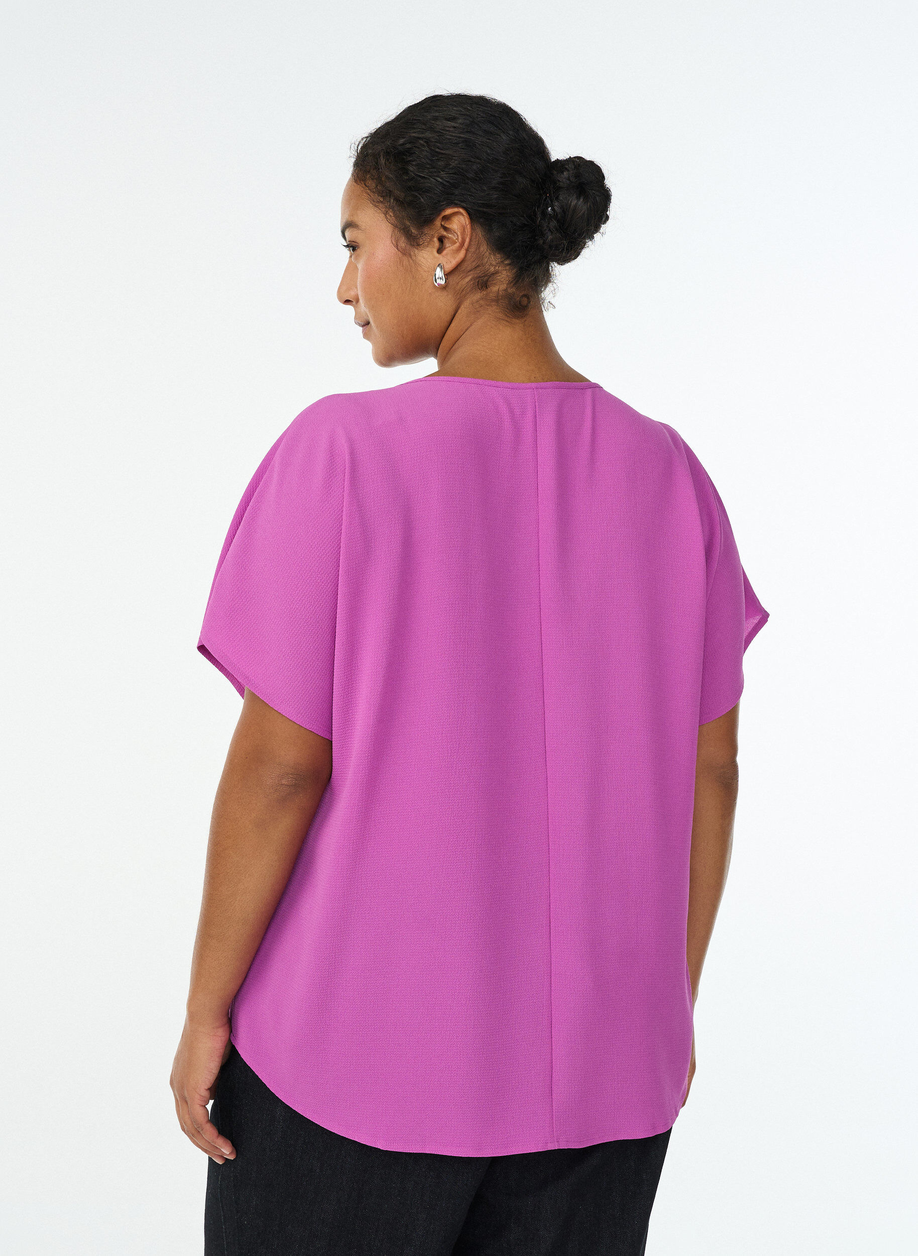 ZizziBluse mit kurzen &Auml;rmeln und Rundhalsausschnitt, Lila, Model image number 2