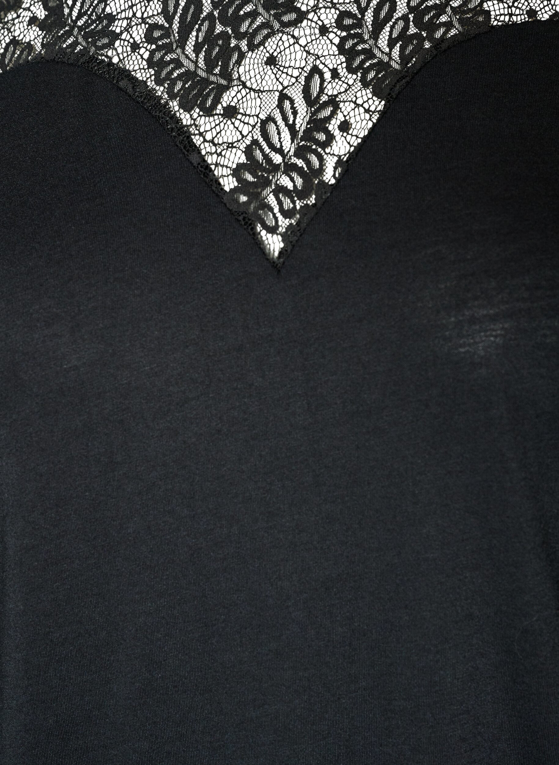 ZizziBluse mit Spitzeneinsatz und Ballon&auml;rmeln, Schwarz, Packshot image number 2