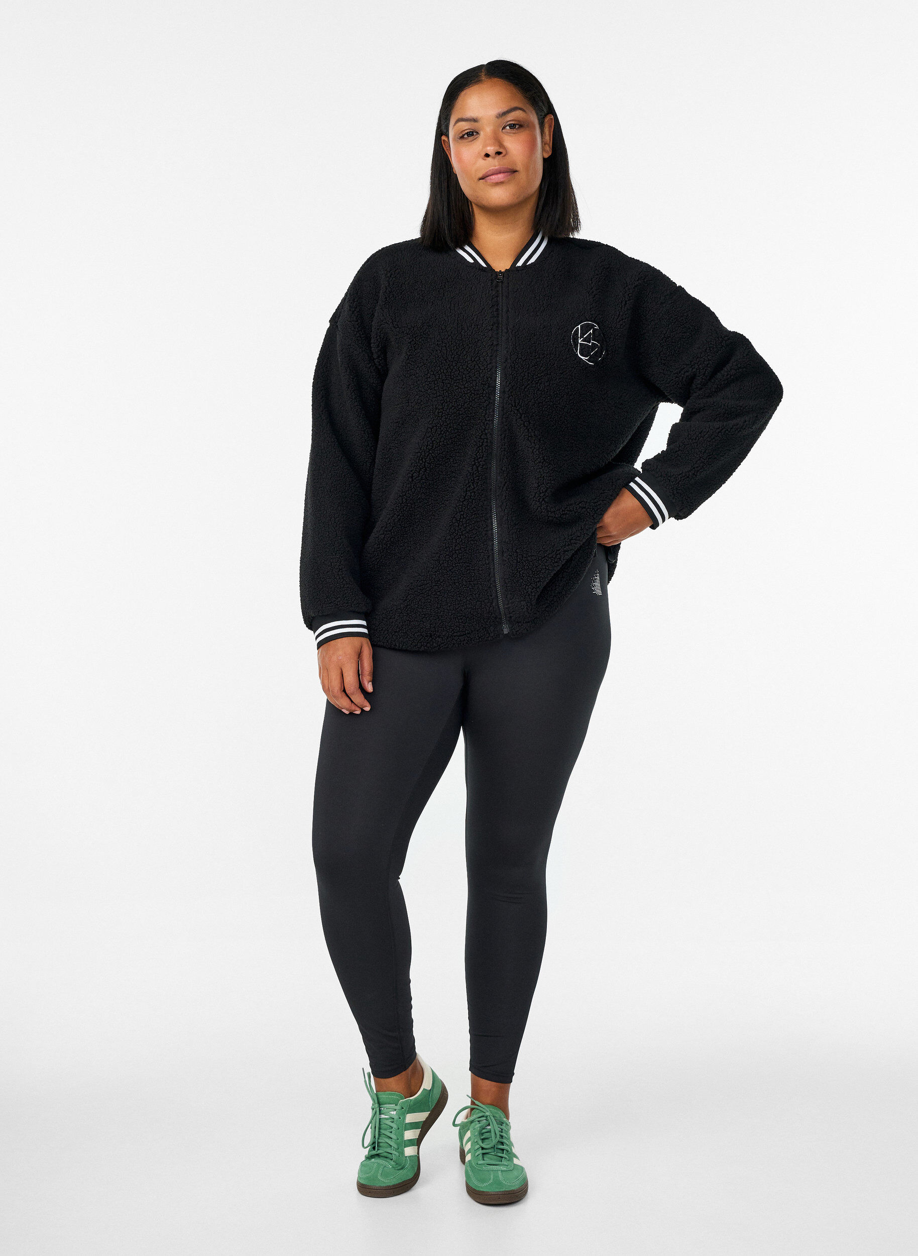 ZizziJacke aus Teddyfleece mit Streifendetails, Schwarz, Model image number 1
