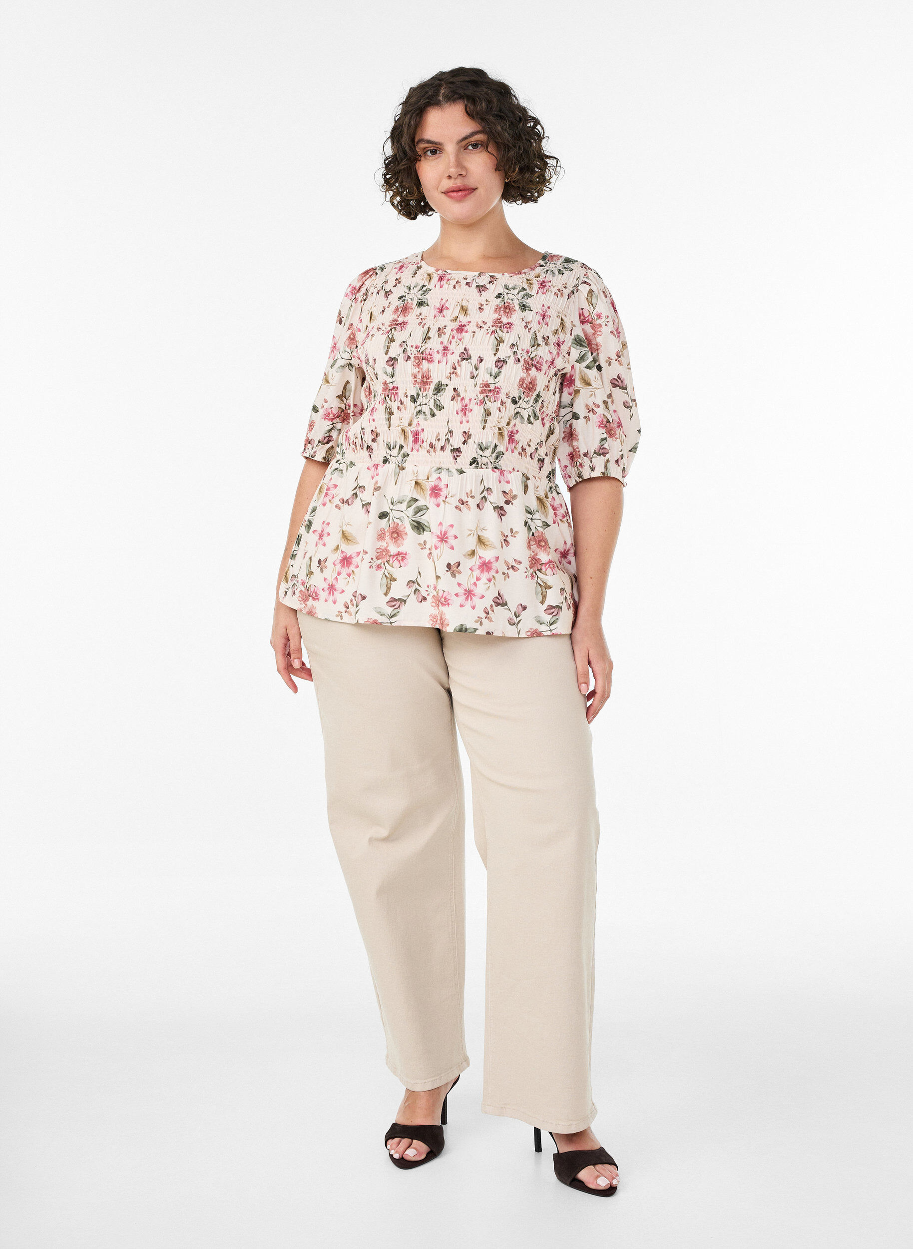 ZizziBluse aus Viskose mit Smock und Peplum-Effekt, Vanille, Model image number 1