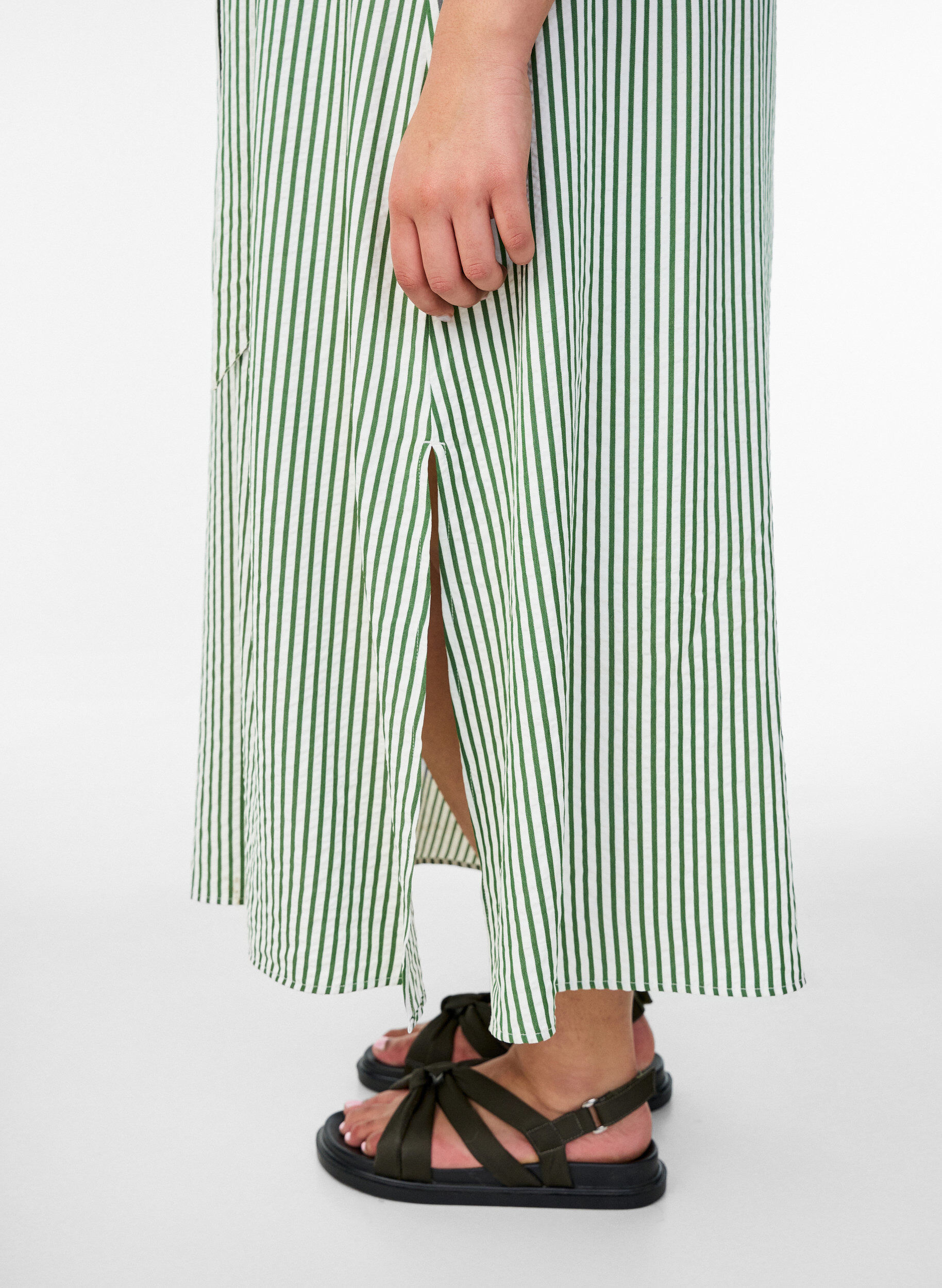ZizziKn&ouml;chellanges Hemdblusenkleid mit Bindeg&uuml;rtel und Streifen, Gr&uuml;n, Model image number 2