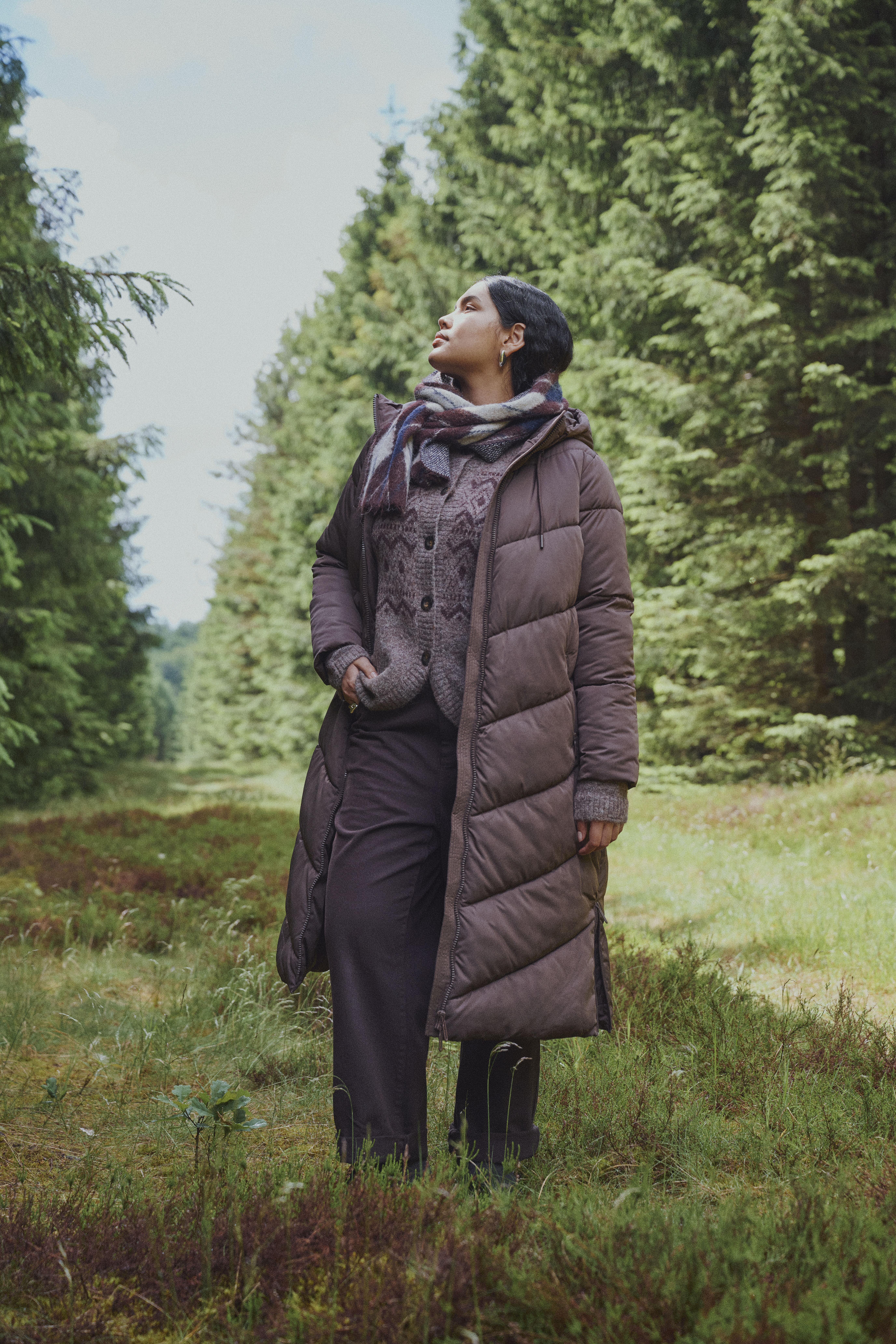 Warmer Wald-Look in Erdt&ouml;nen, , Model