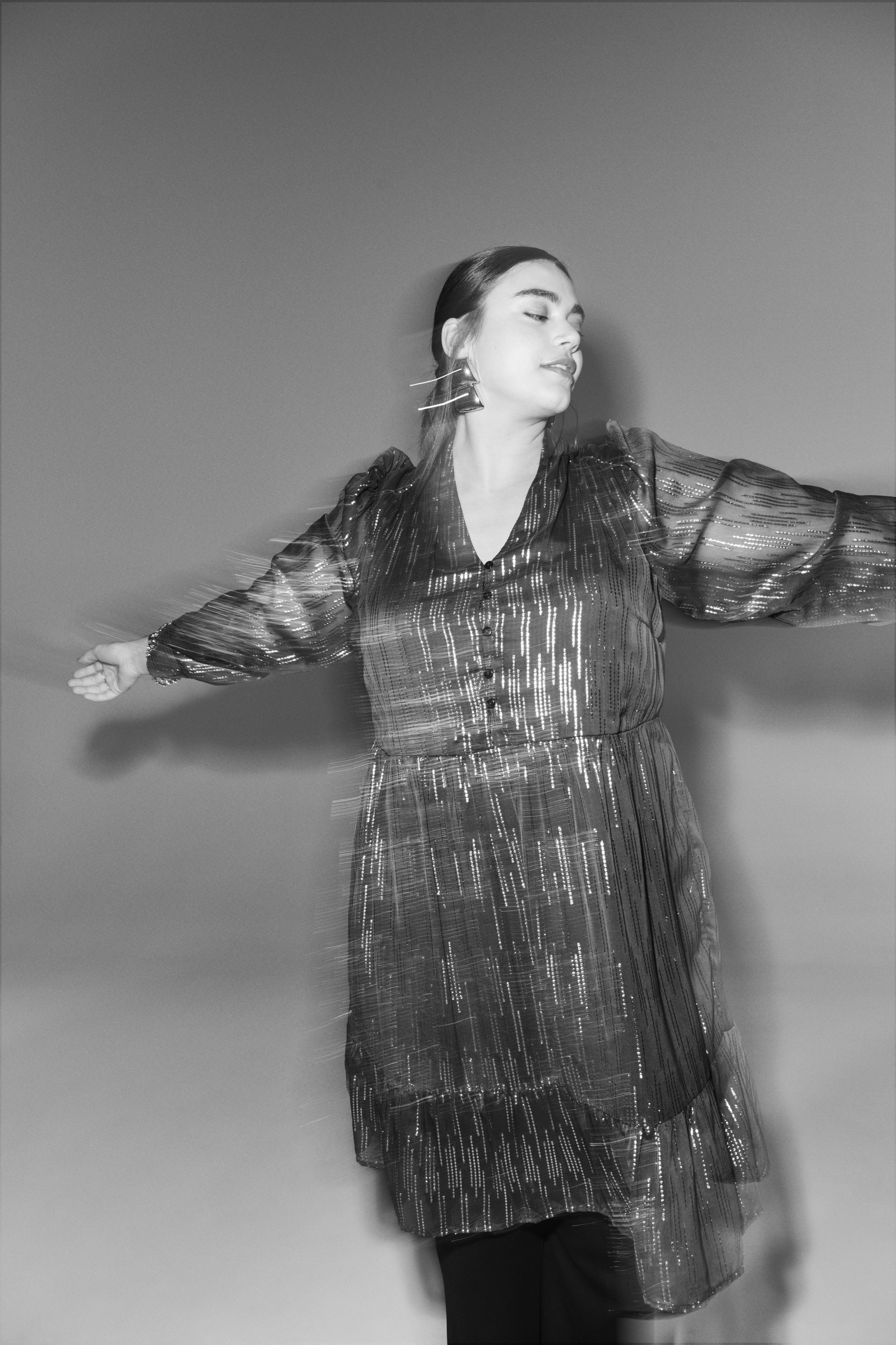 ZizziKleid mit Glitzer, , Model