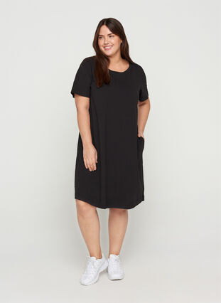 Kurzarm Kleid aus Baumwolle mit Taschen, Solid Black, Model image number 3