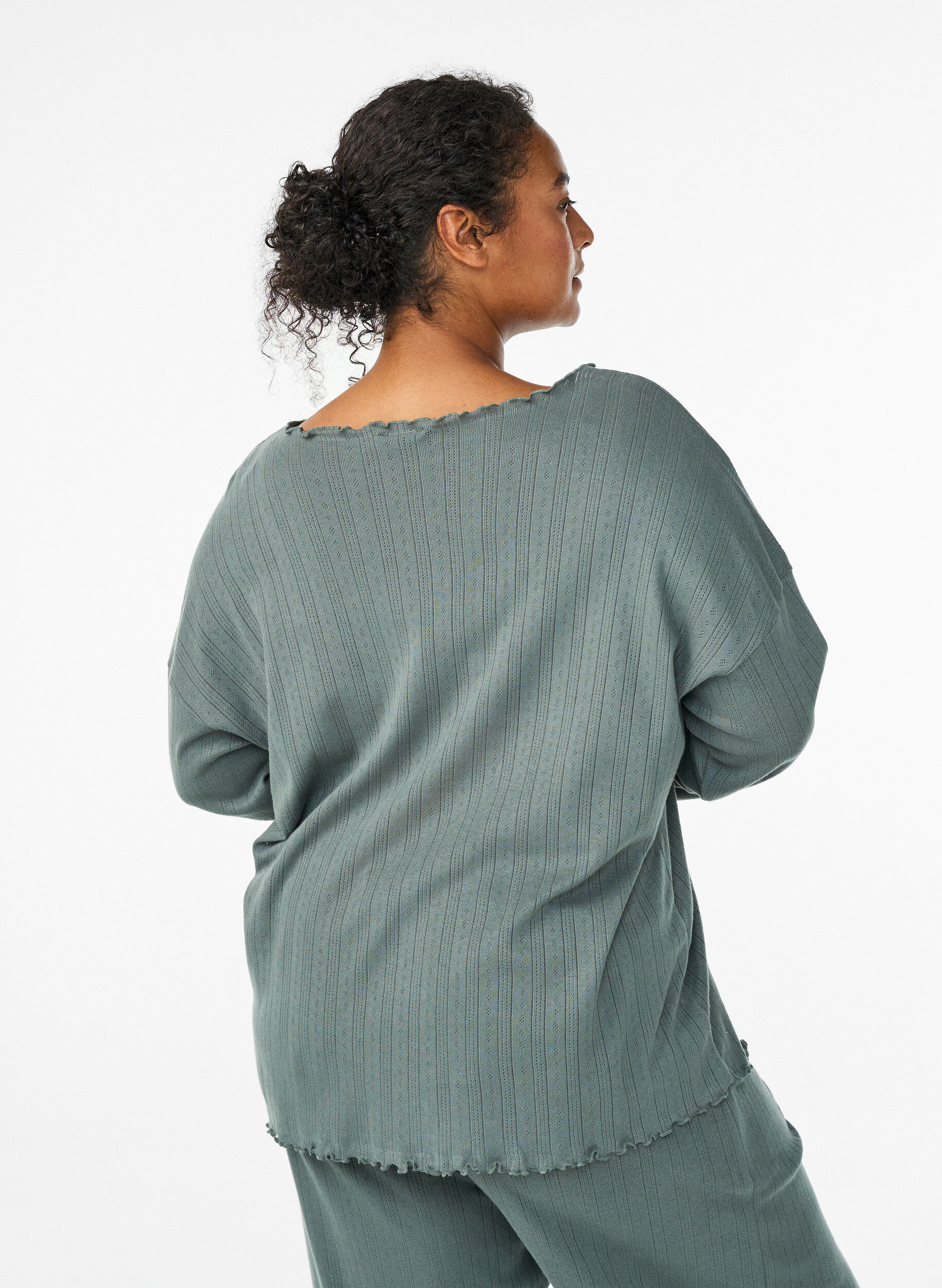 ZizziNachthemd aus Bio-Baumwolle, Gr&uuml;n, Model image number 2