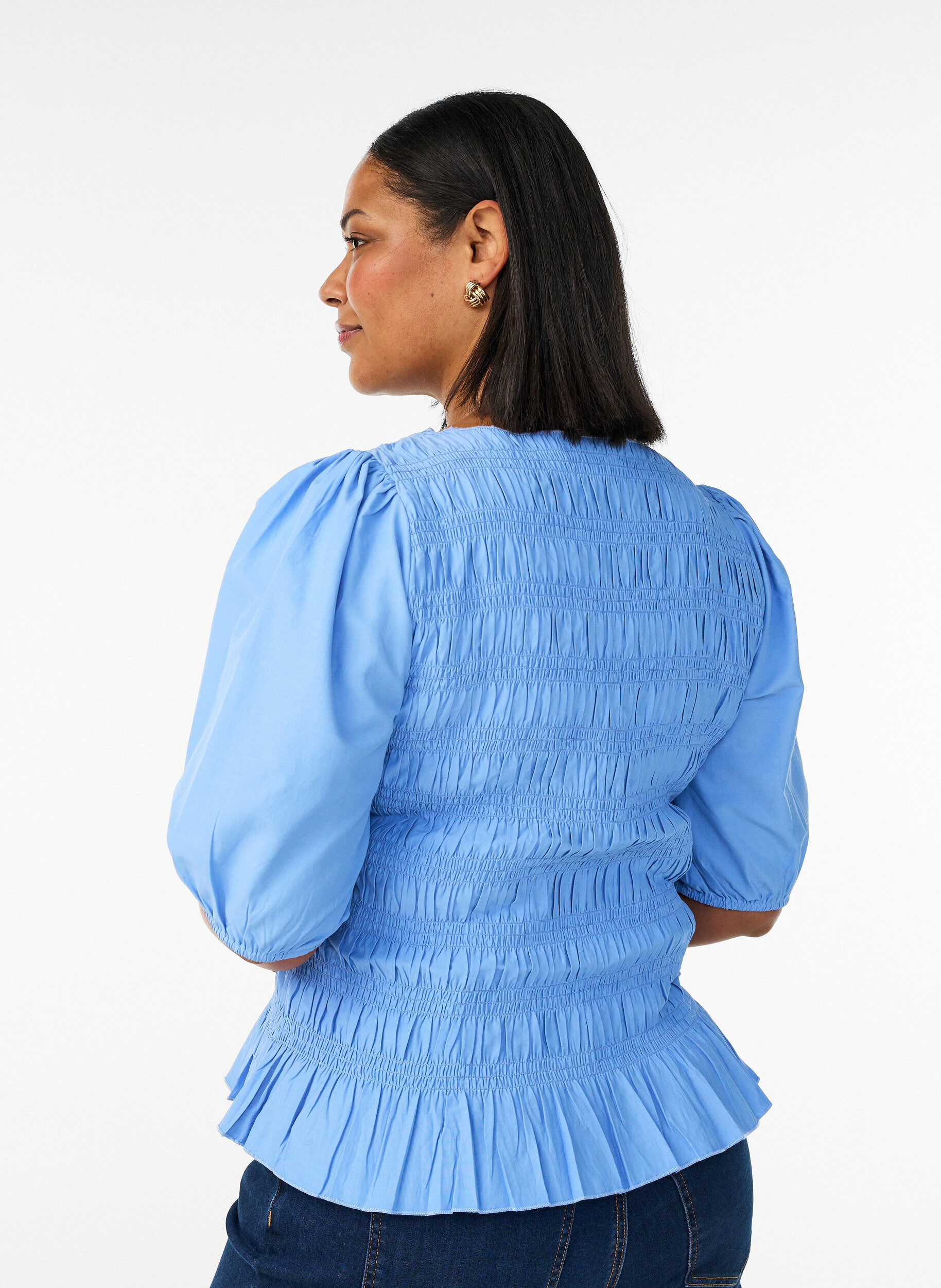 ZizziSmockbluse mit R&uuml;schensaum und U-Boot-Ausschnitt, Blau, Model image number 2
