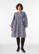 Kleid aus Viskose mit Smock und Allover-Muster, Blau, Model image number 1