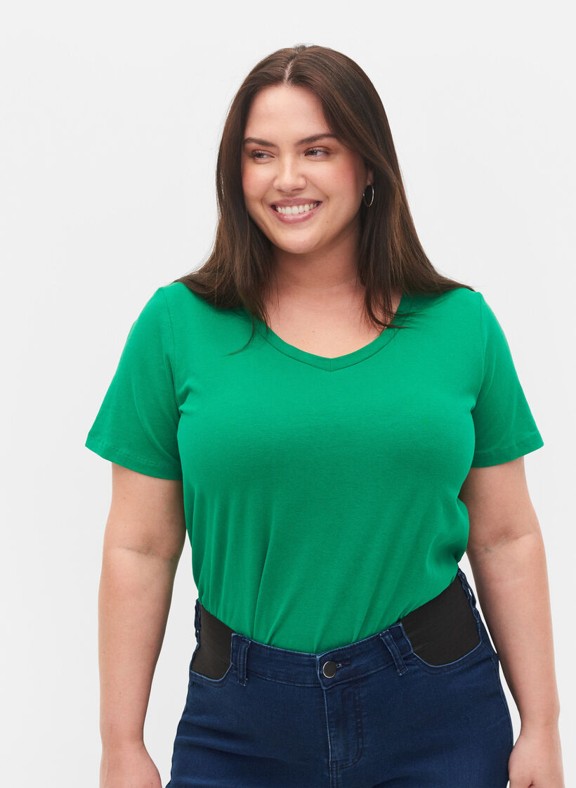 Einfarbiges basic T-Shirt aus Baumwolle, Jolly Green, Model