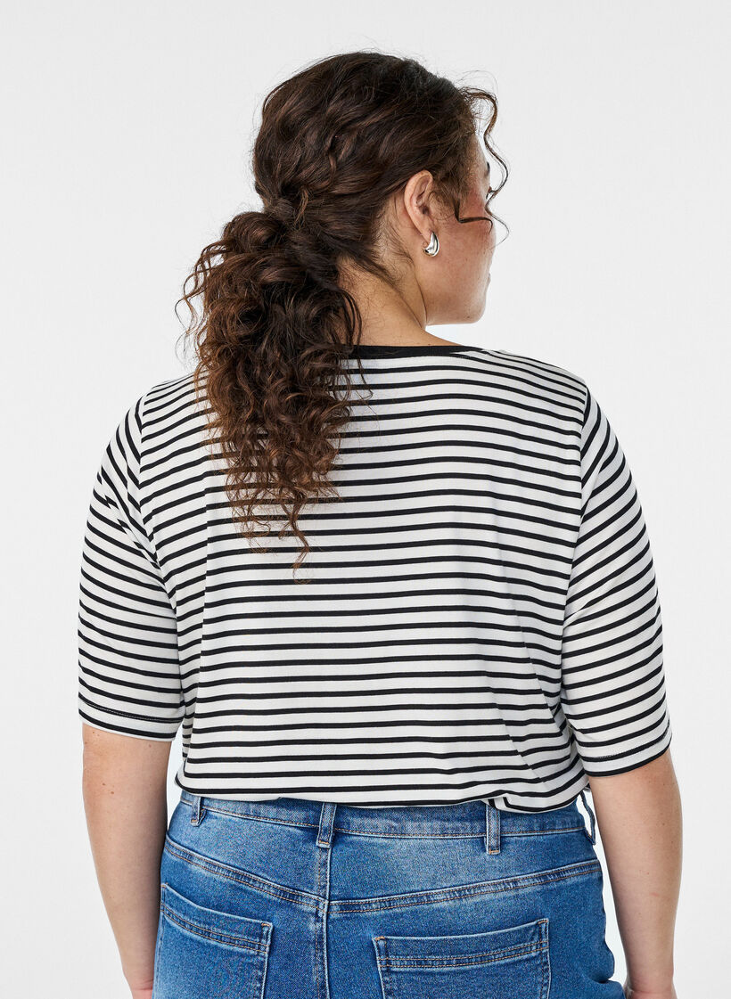 Gestreiftes T-Shirt aus TENCEL&trade; Lyocell, Wei&szlig;, Model image number 2